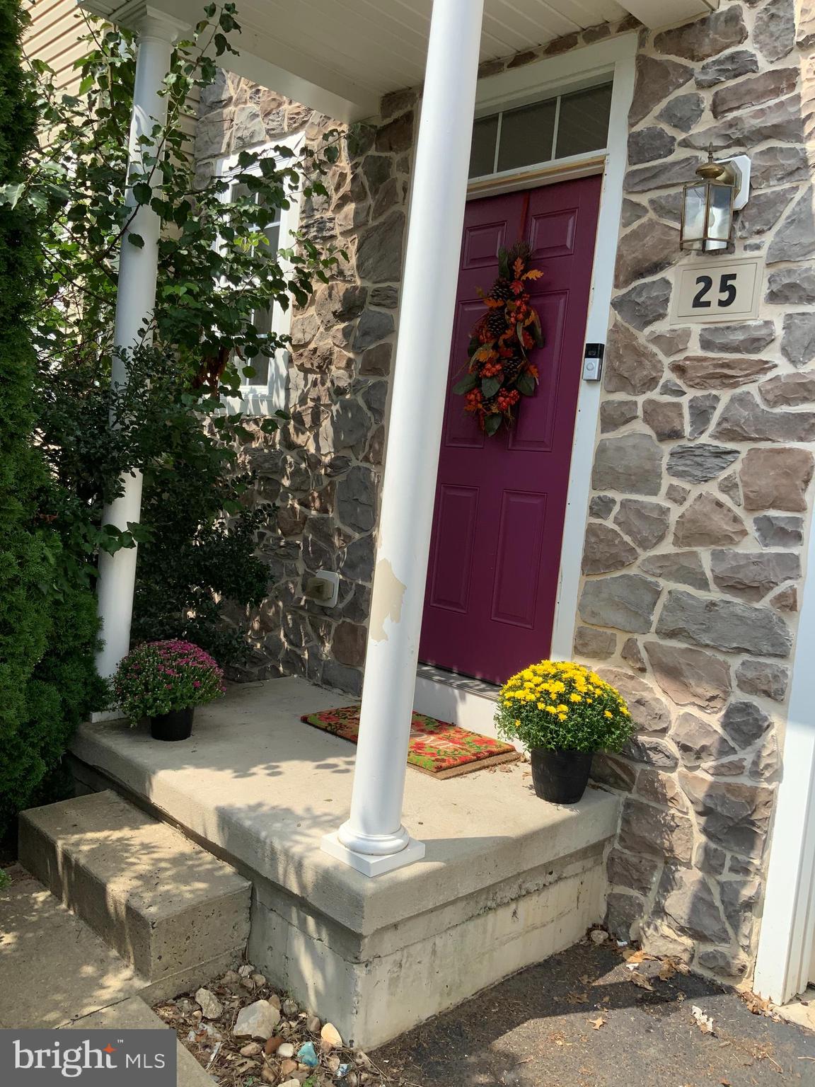 MEADOW BROOK - Residential