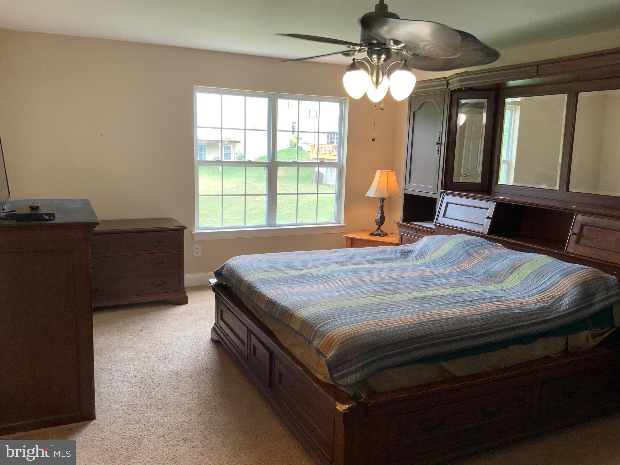 MEADOW BROOK - Residential