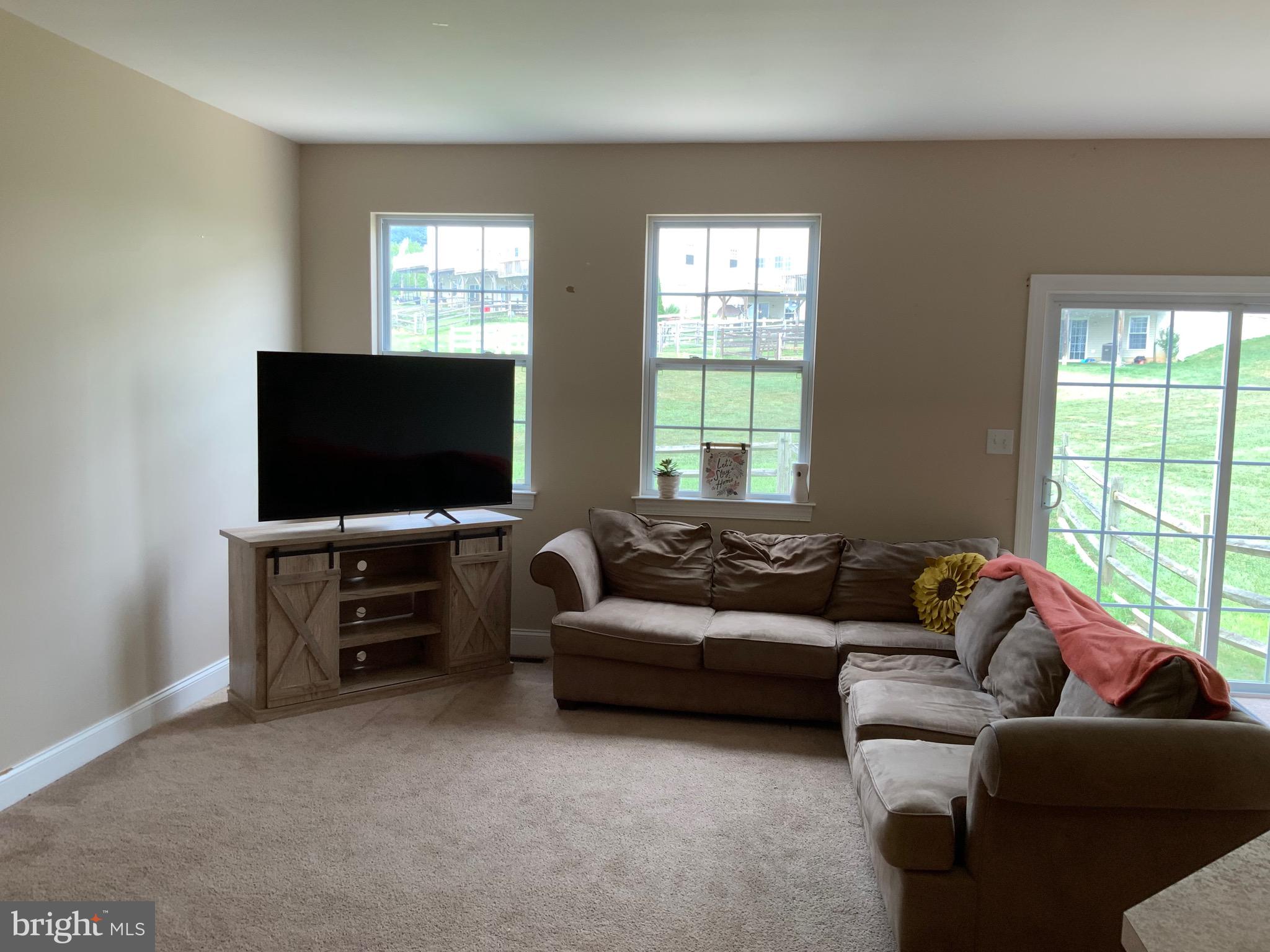 MEADOW BROOK - Residential