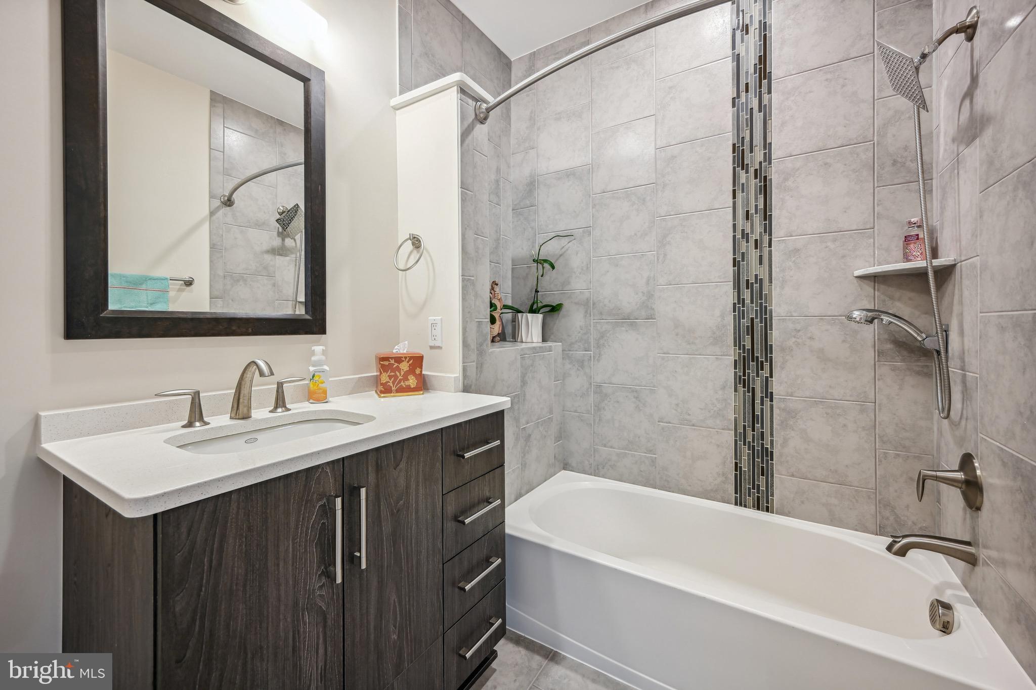 GROSVENOR HEIGHTS - Residential Lease