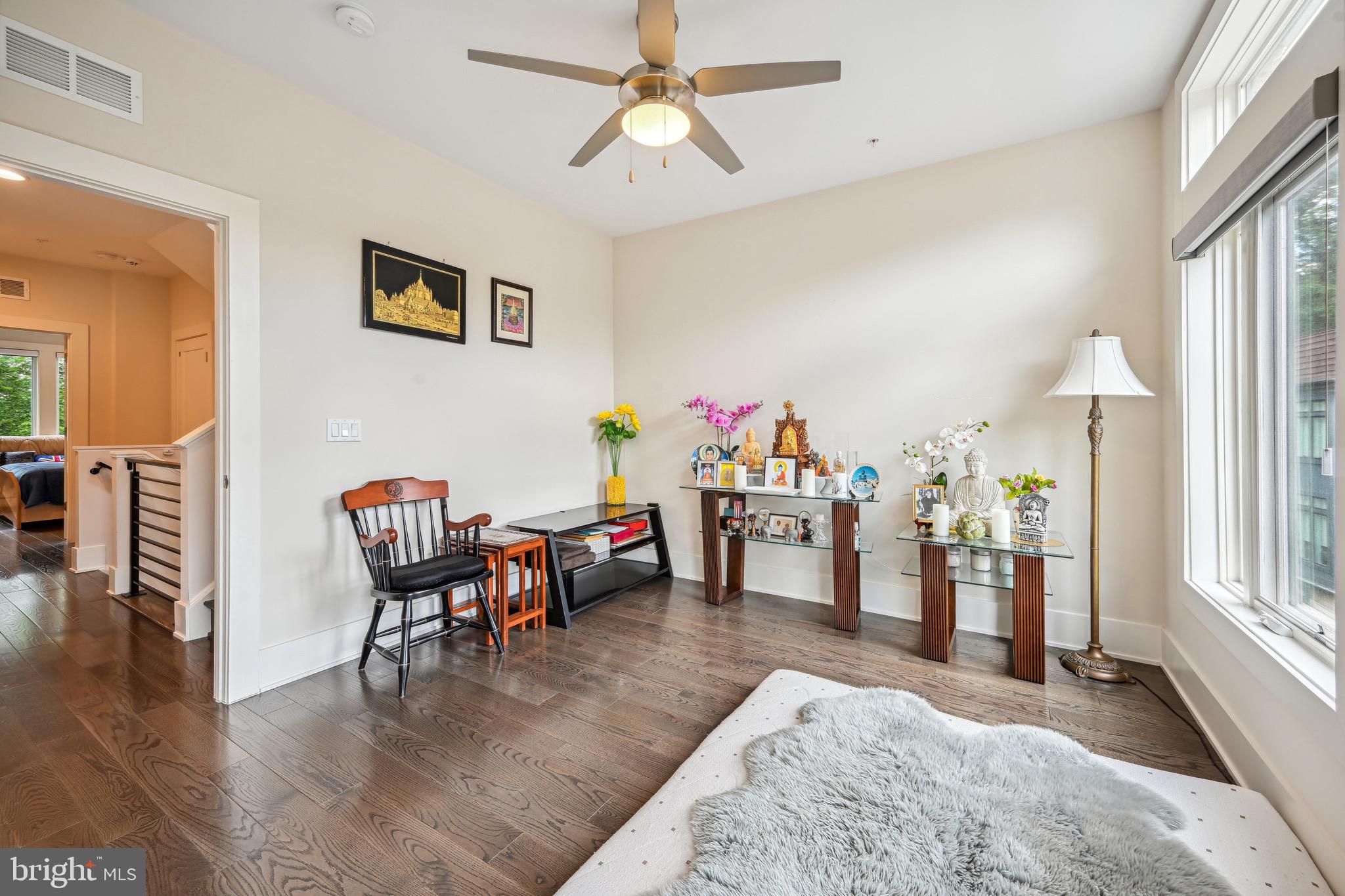 GROSVENOR HEIGHTS - Residential Lease