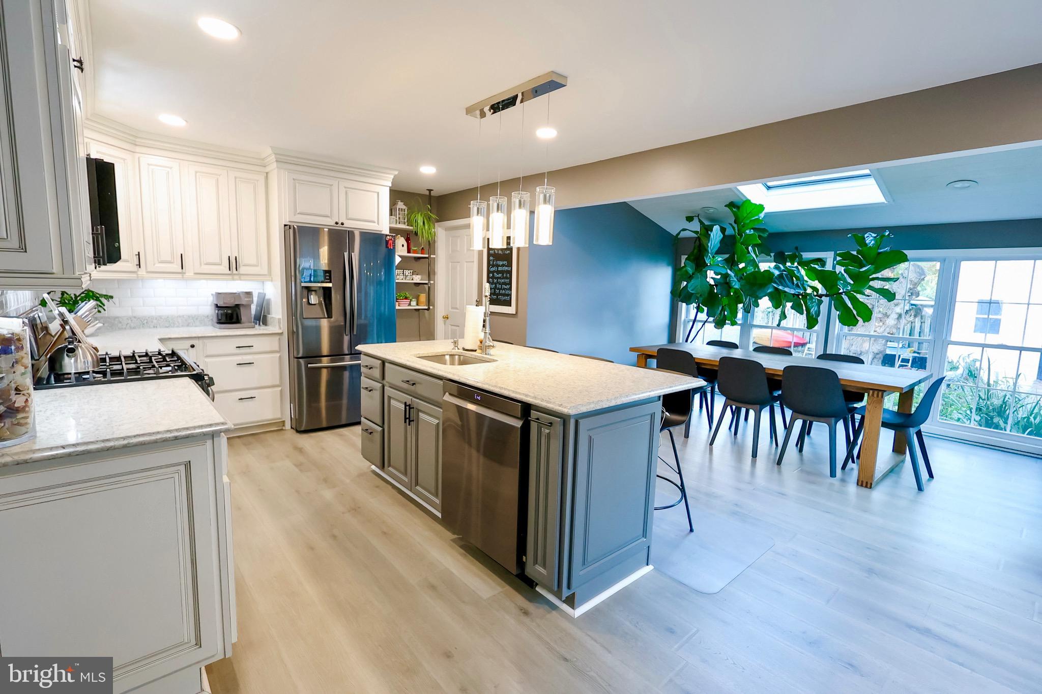 DUNLOGAN - Residential