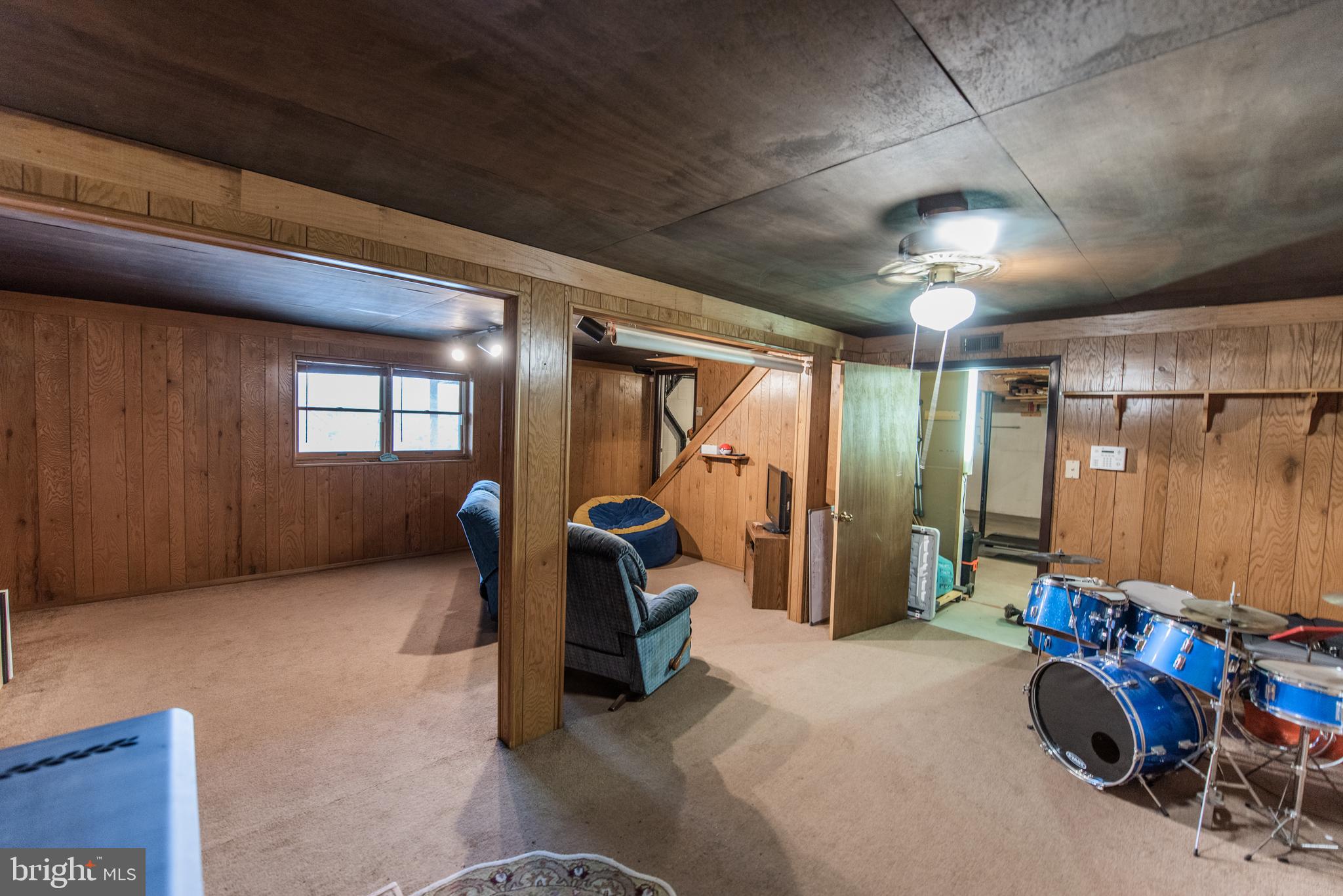 SEELY PINE ACRES - Residential