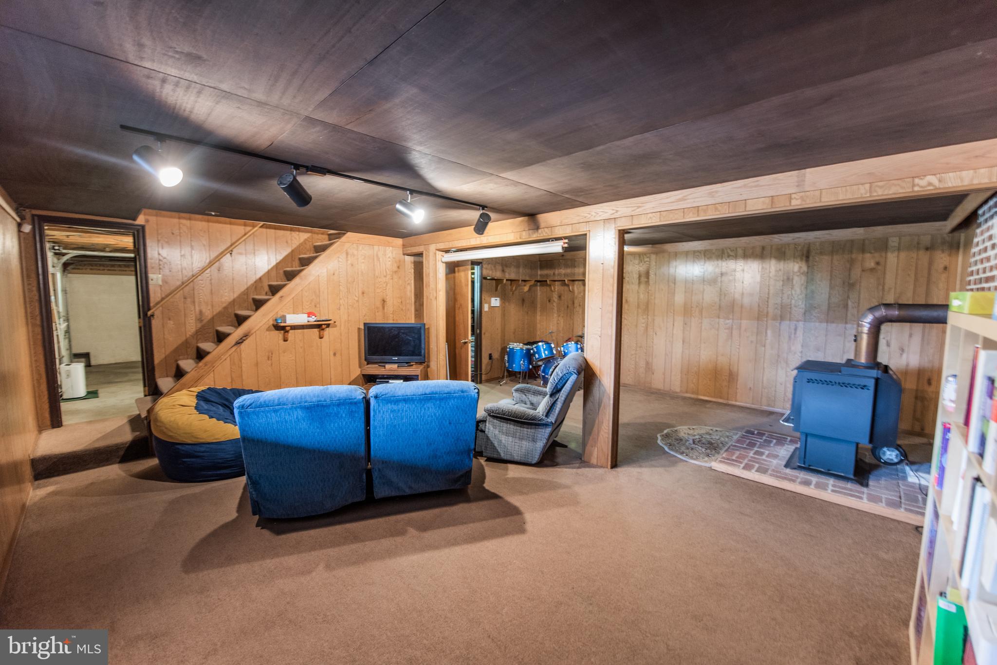 SEELY PINE ACRES - Residential