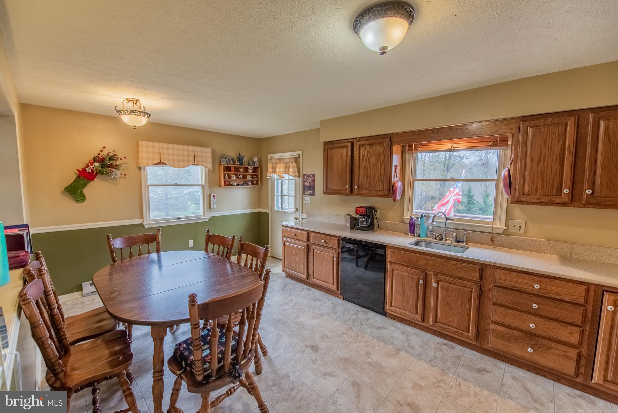 SEELY PINE ACRES - Residential