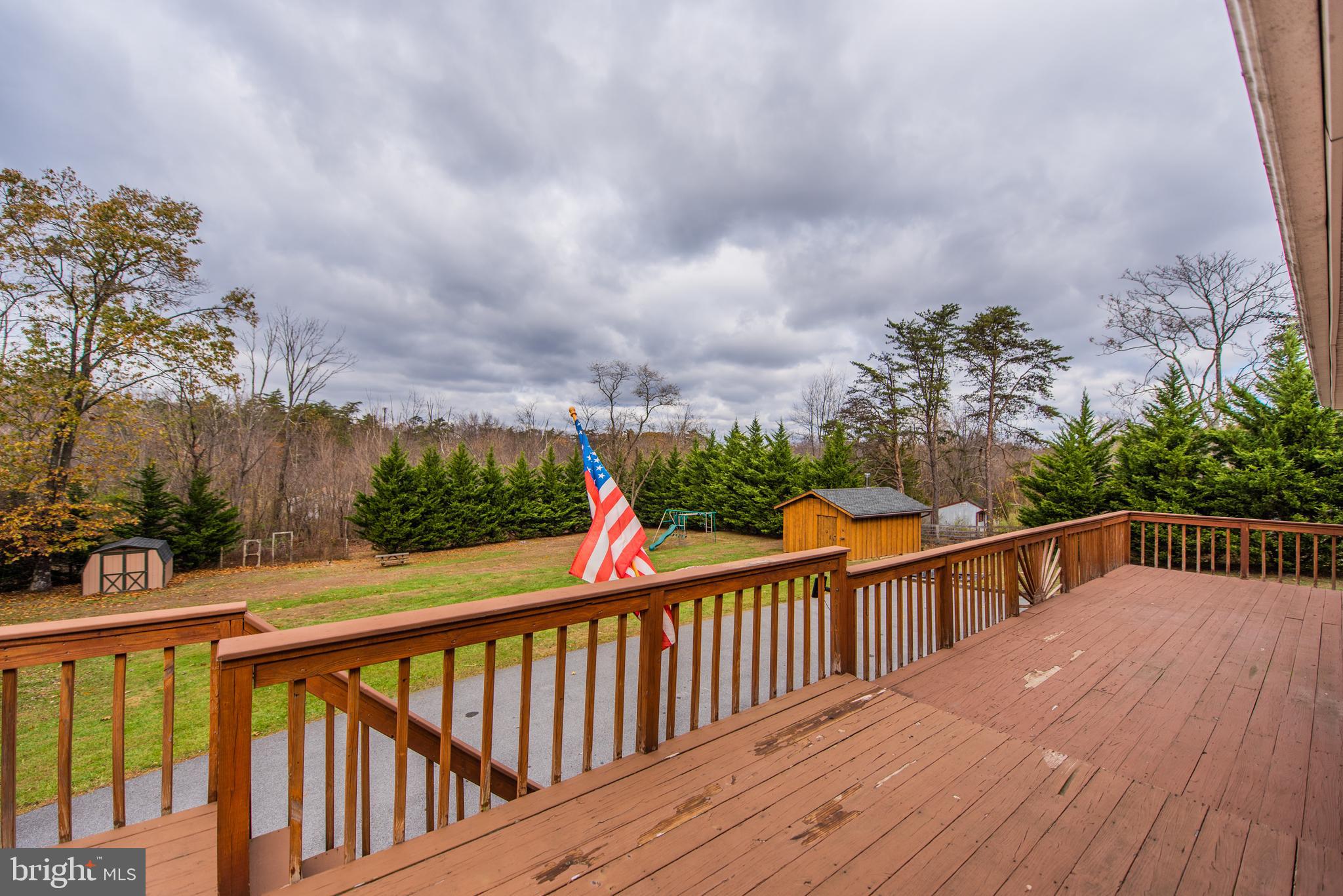 SEELY PINE ACRES - Residential