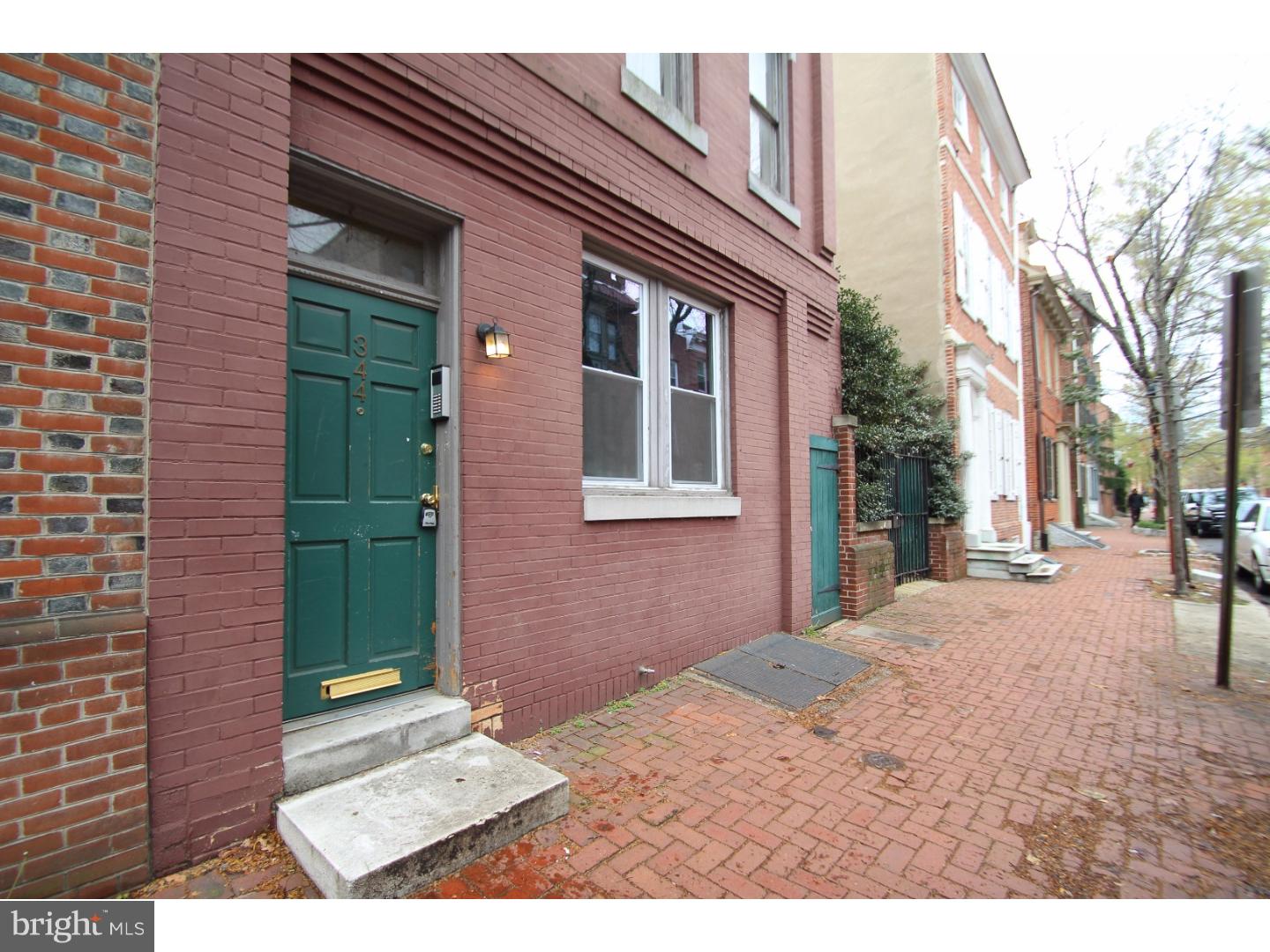 SOCIETY HILL - Residential Income