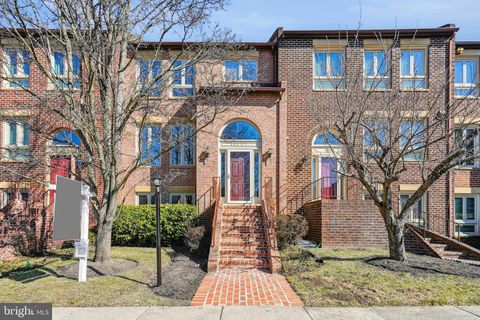 10127 TURNBERRY PLACE OAKTON VA 22124
