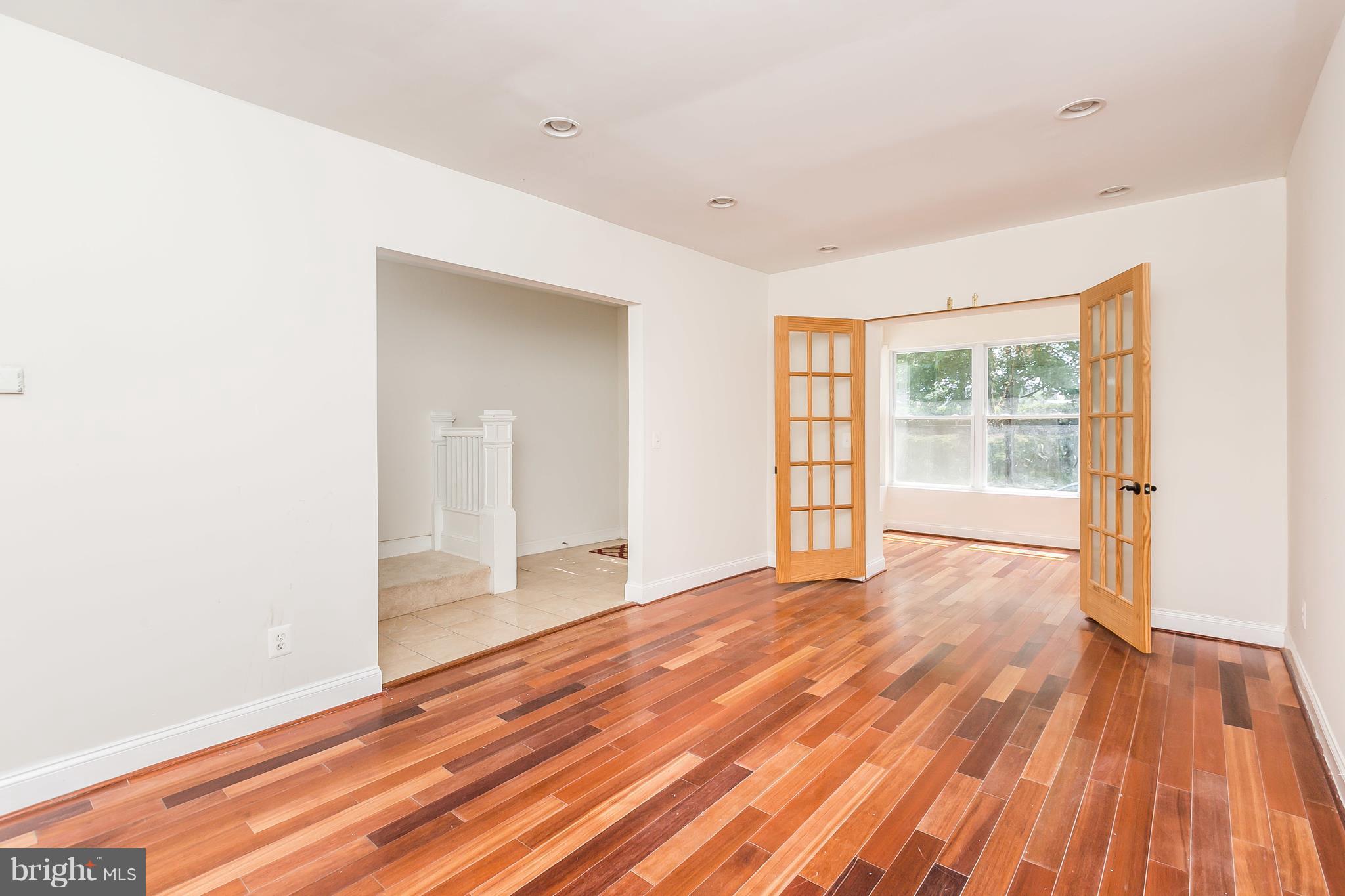 WAVERLY - Residential