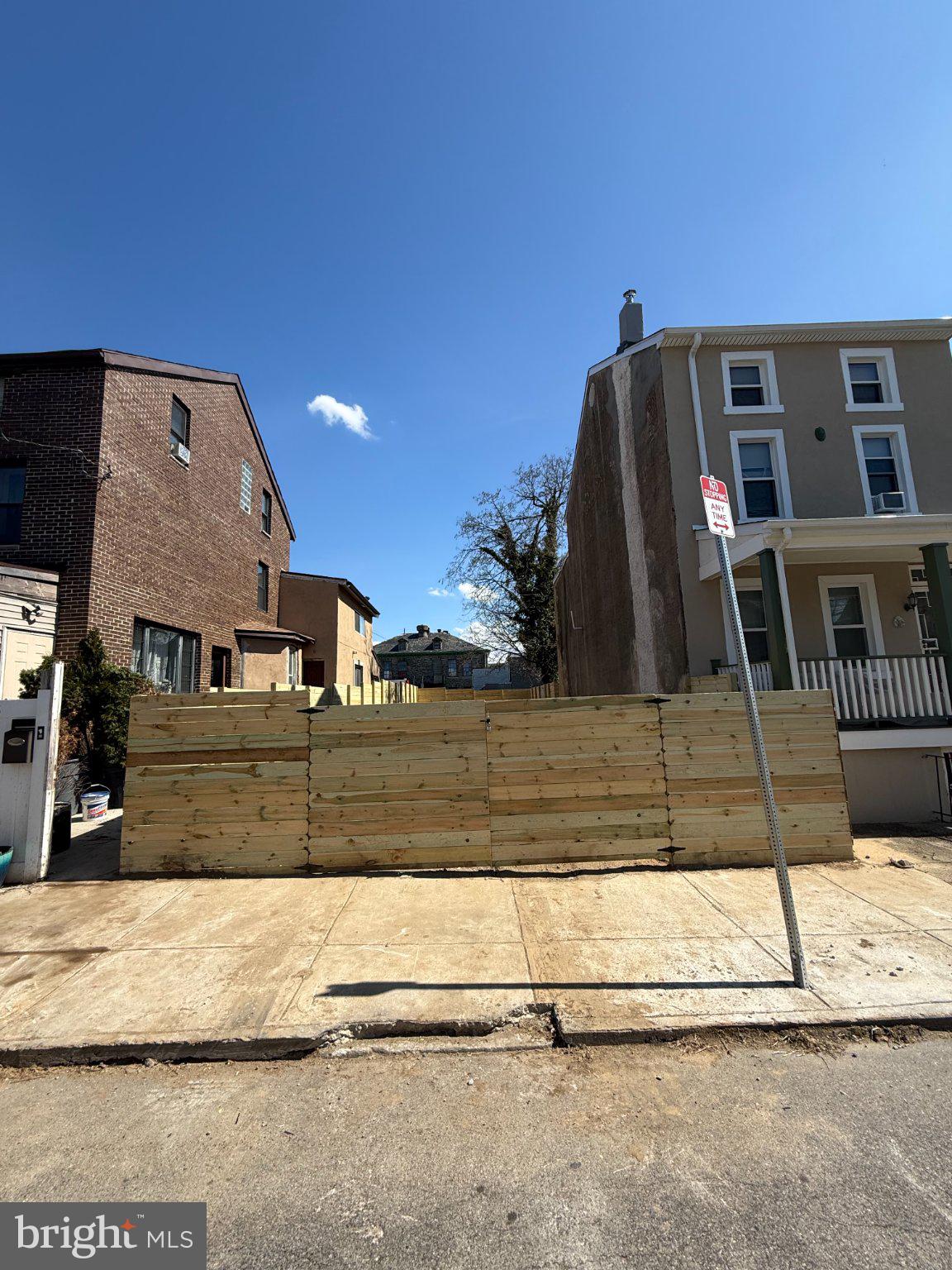 GERMANTOWN (WEST) - Land