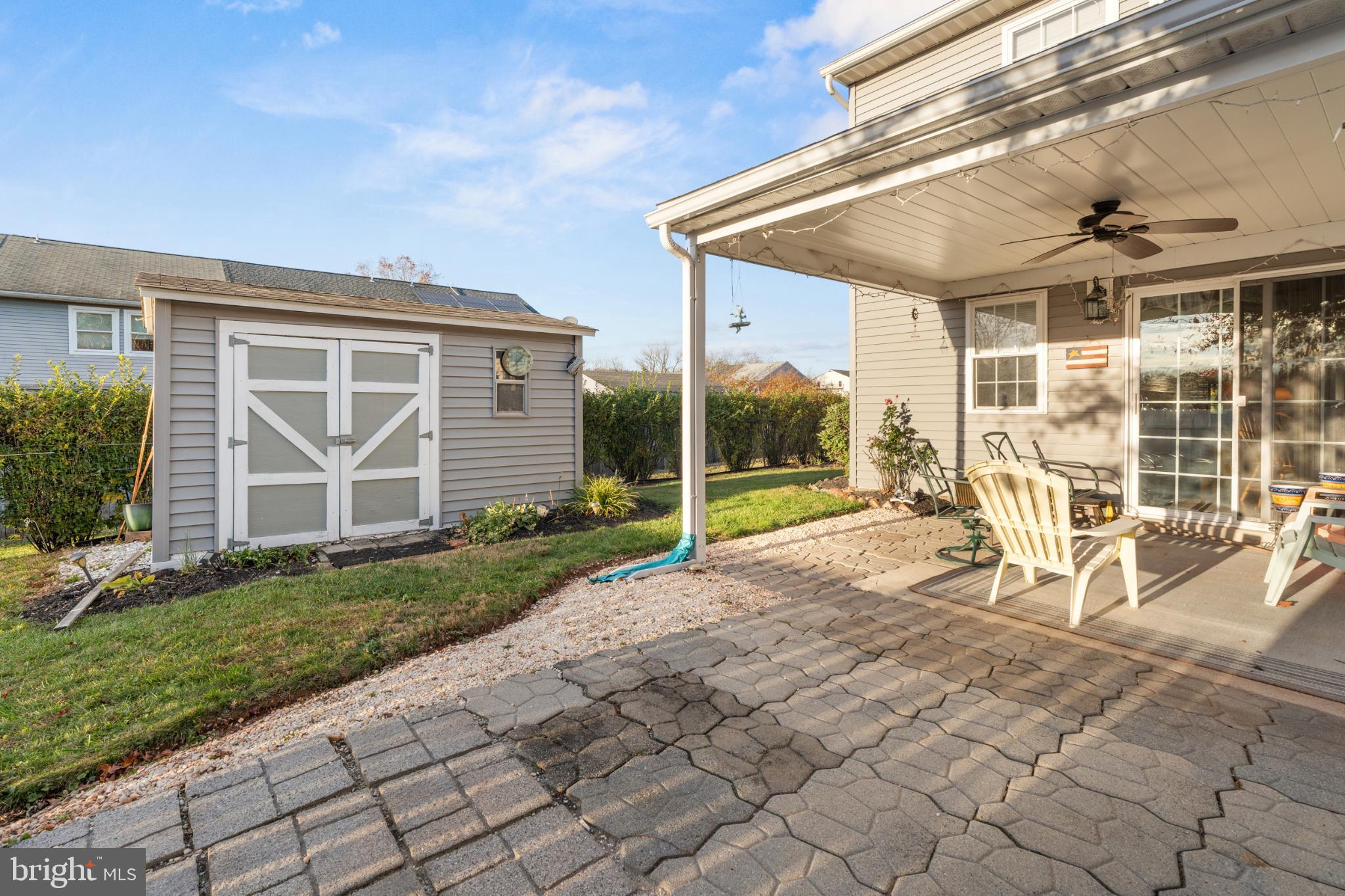 COLONIAL VIL - Residential