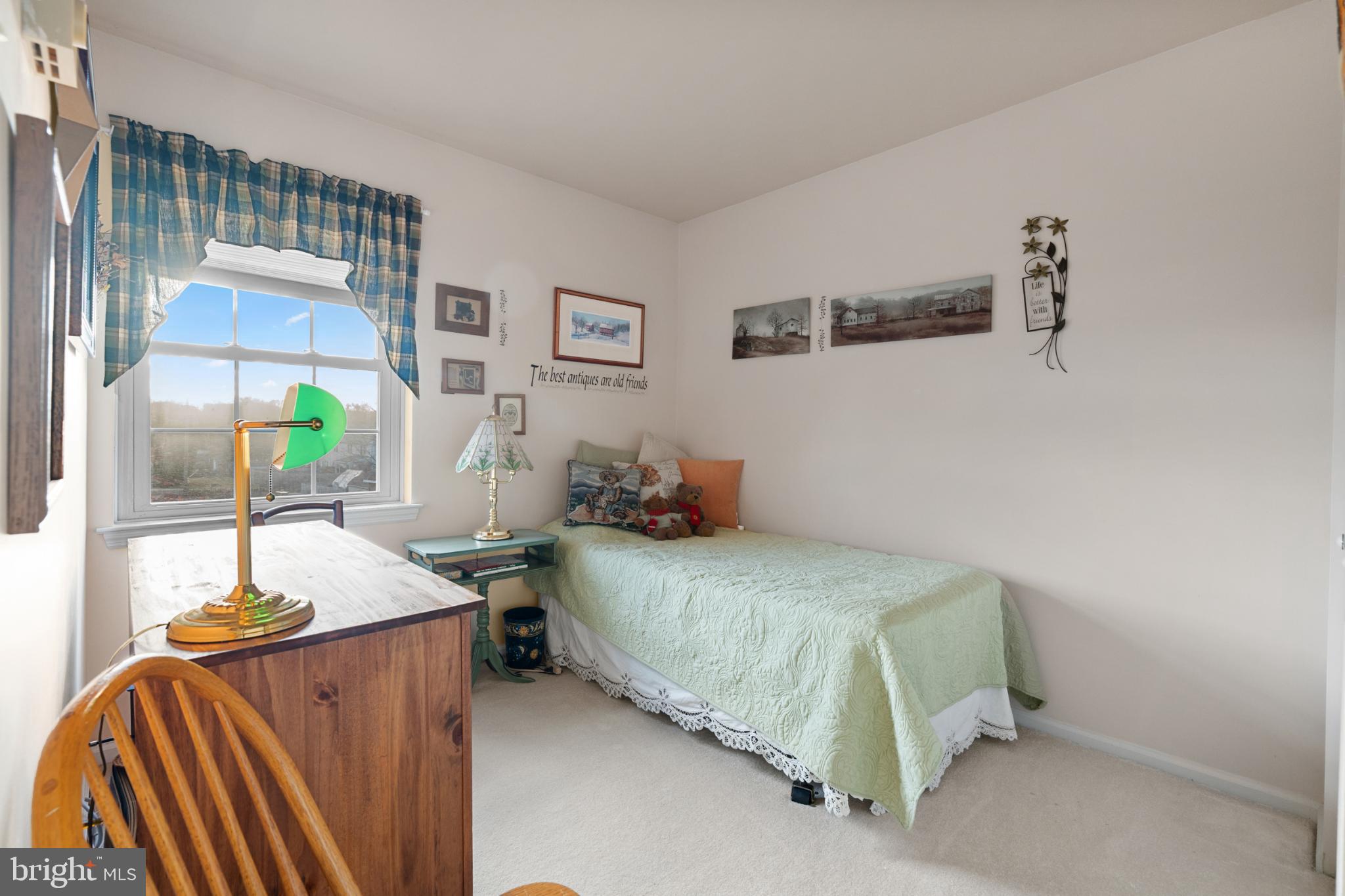 COLONIAL VIL - Residential