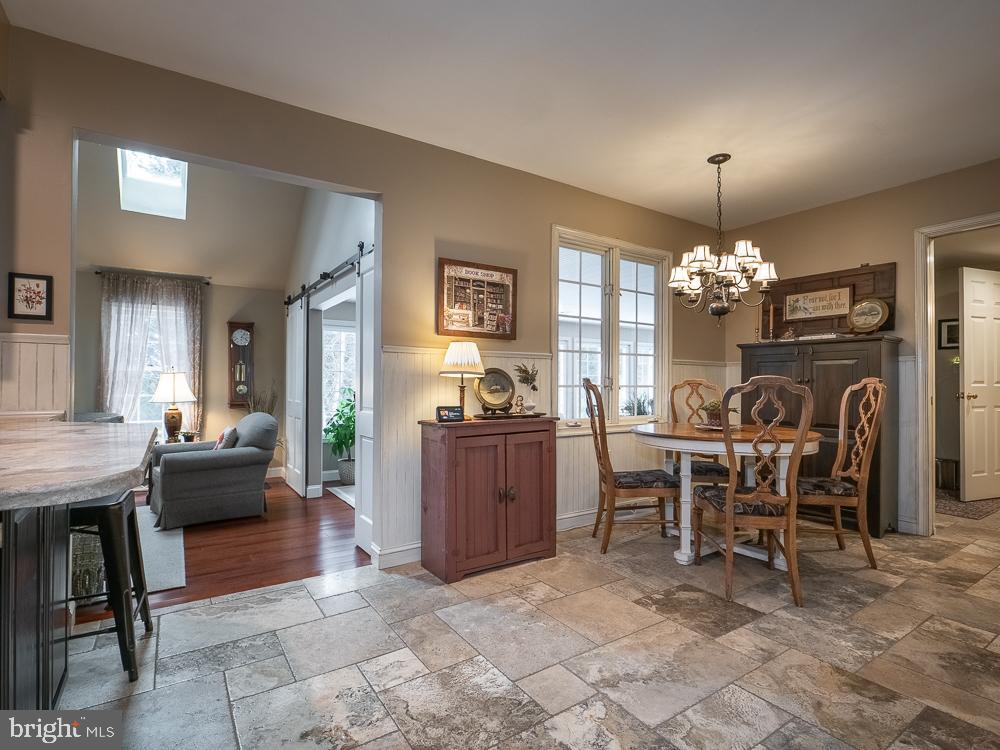 NORTHRIDGE - Residential