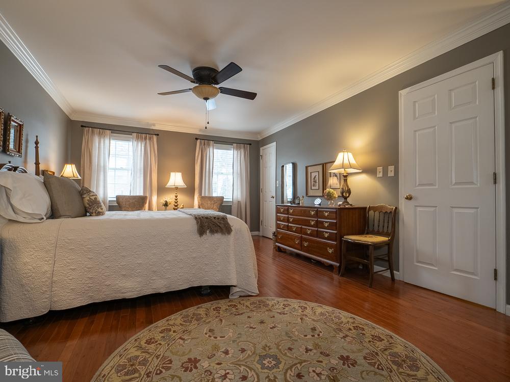 NORTHRIDGE - Residential