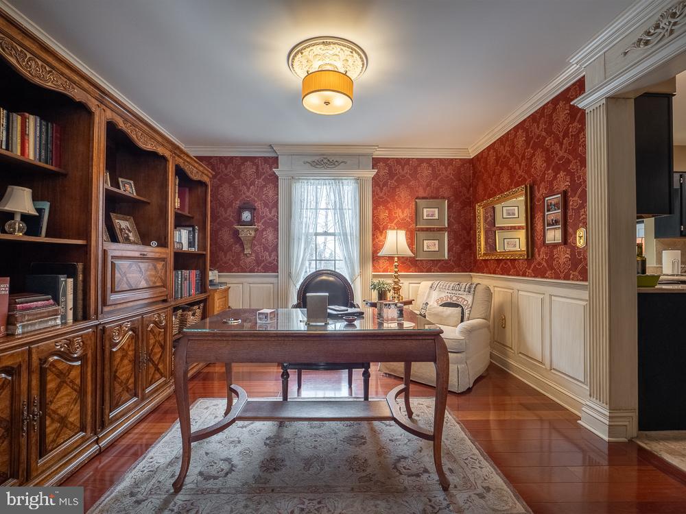 NORTHRIDGE - Residential