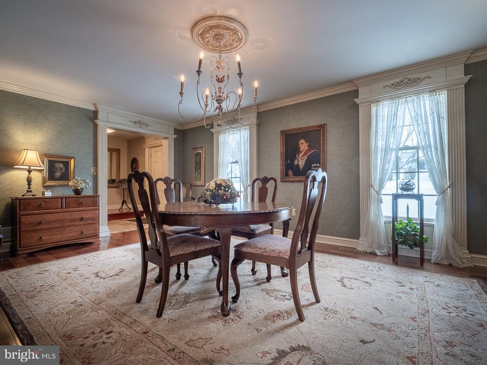 NORTHRIDGE - Residential