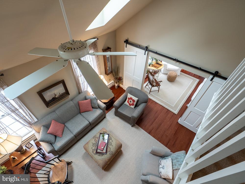 NORTHRIDGE - Residential