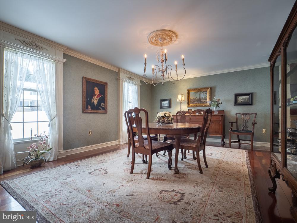 NORTHRIDGE - Residential