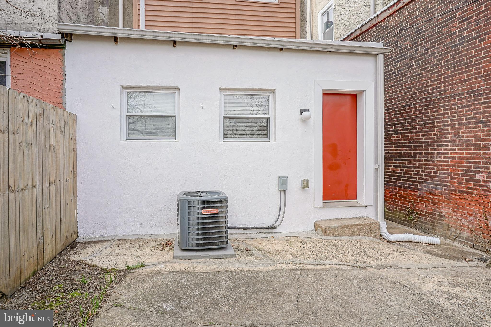 WEST PHILADELPHIA - Residential