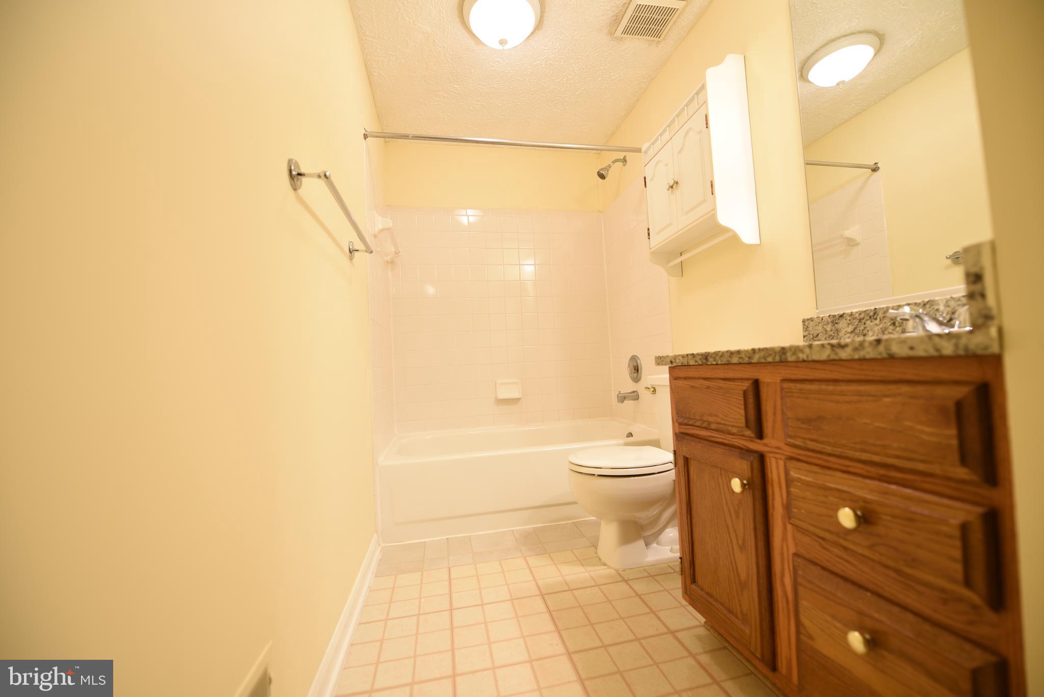 WINDING RIDGE - Residential Lease