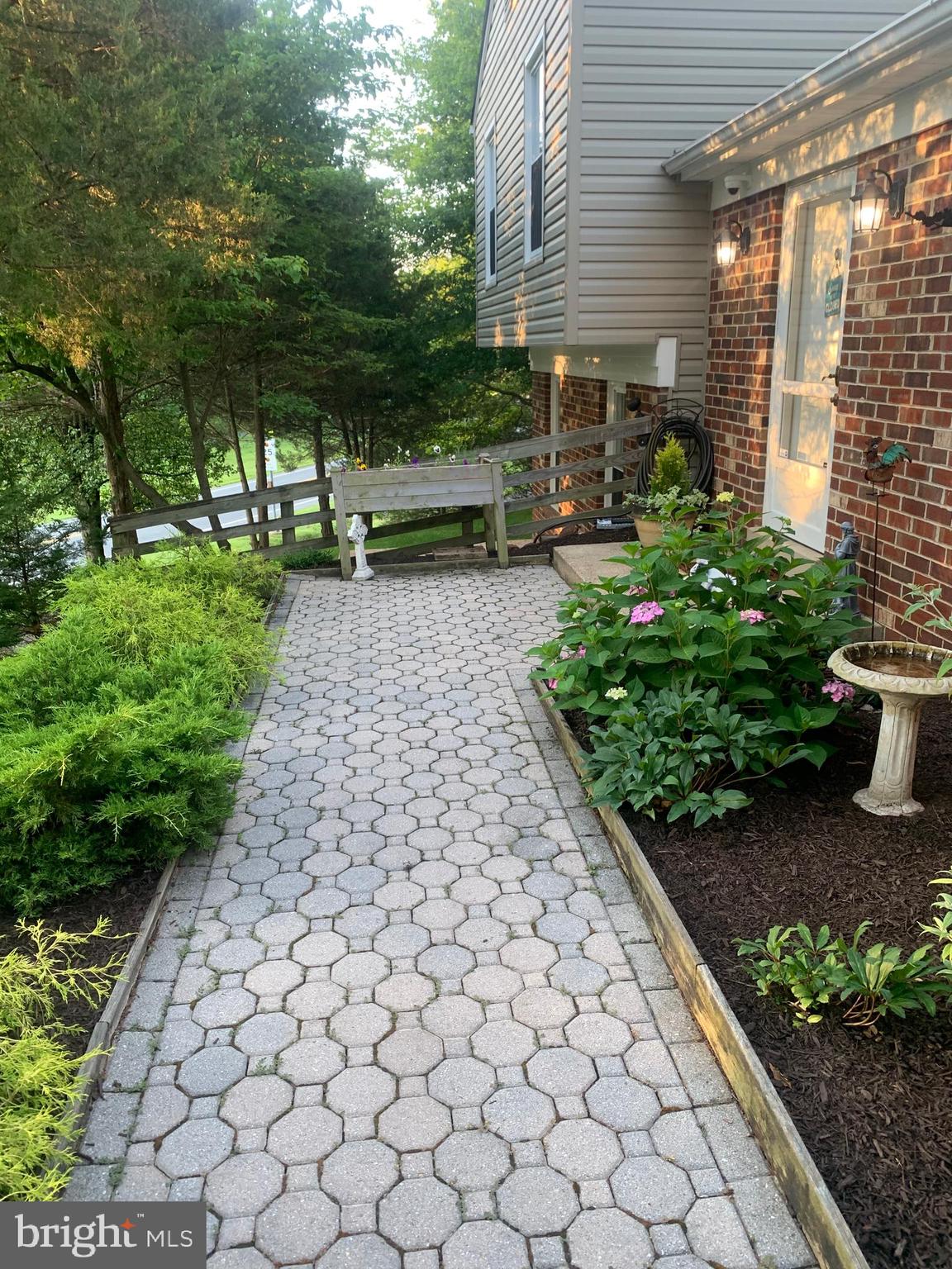 FAIR OAKS FARMS - Residential