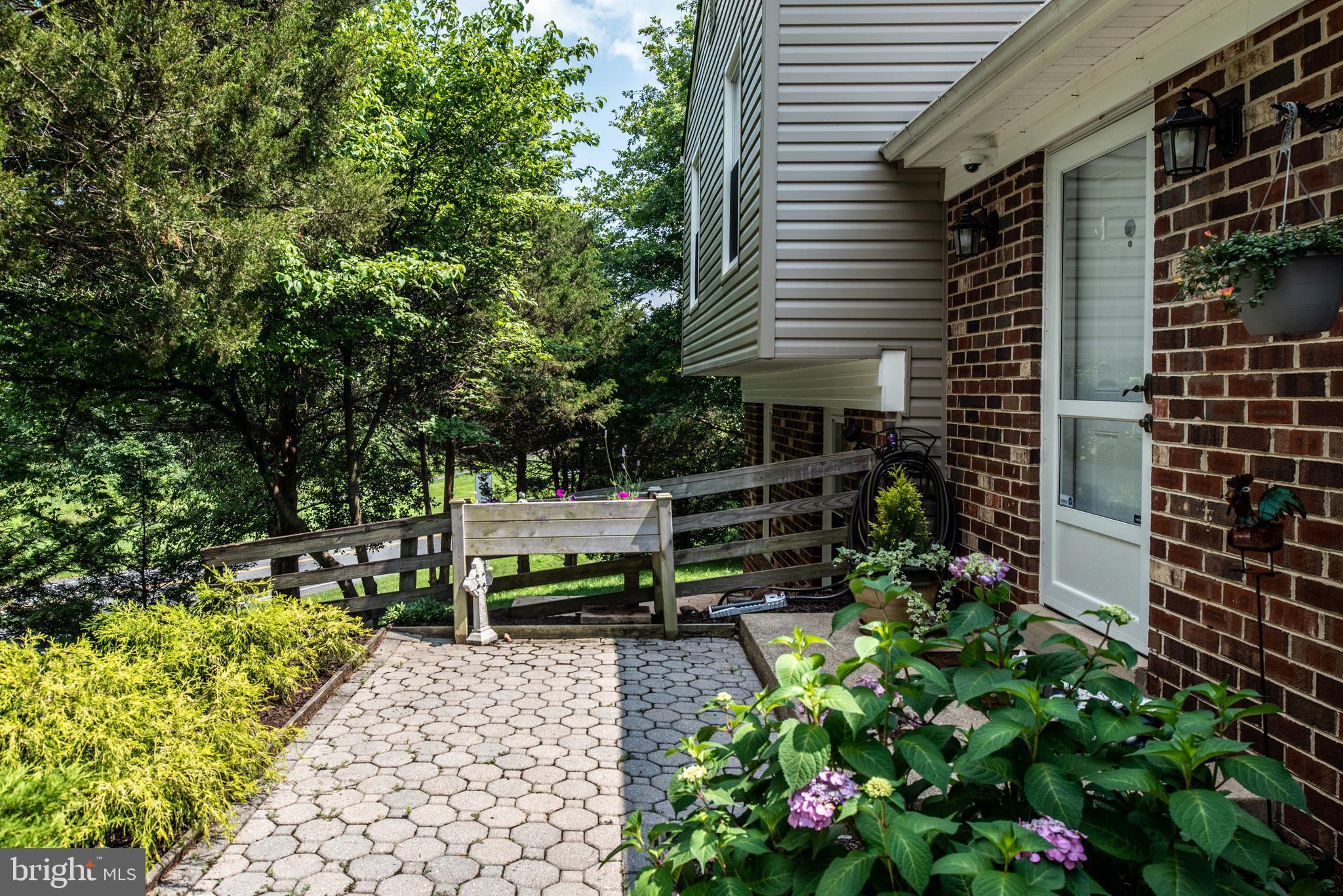 FAIR OAKS FARMS - Residential