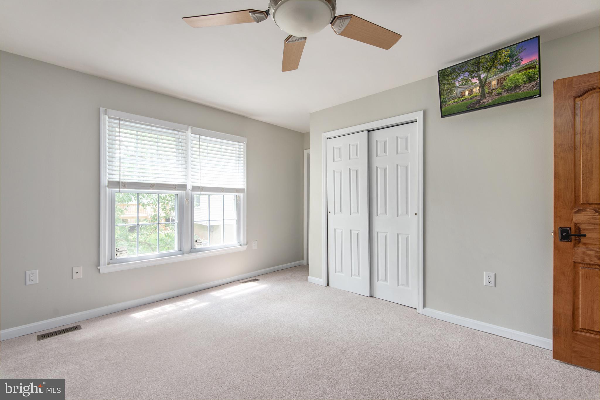 FAIR OAKS FARMS - Residential