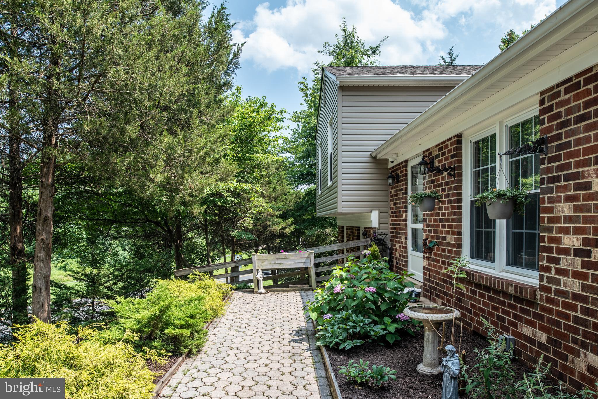 FAIR OAKS FARMS - Residential