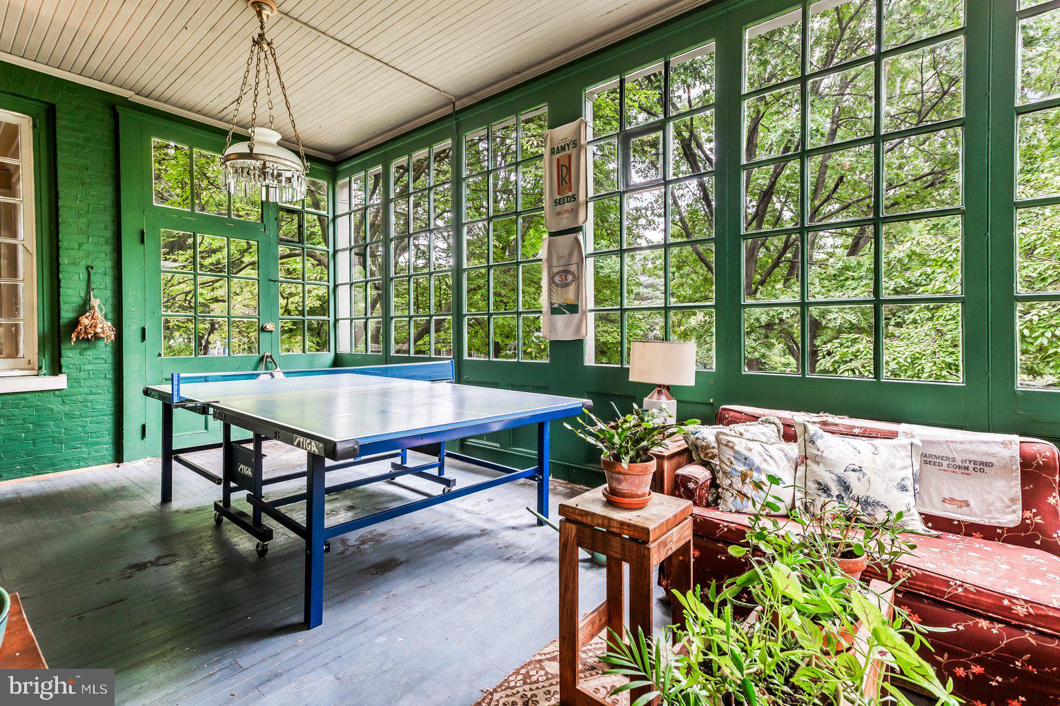 ROLAND PARK - Residential