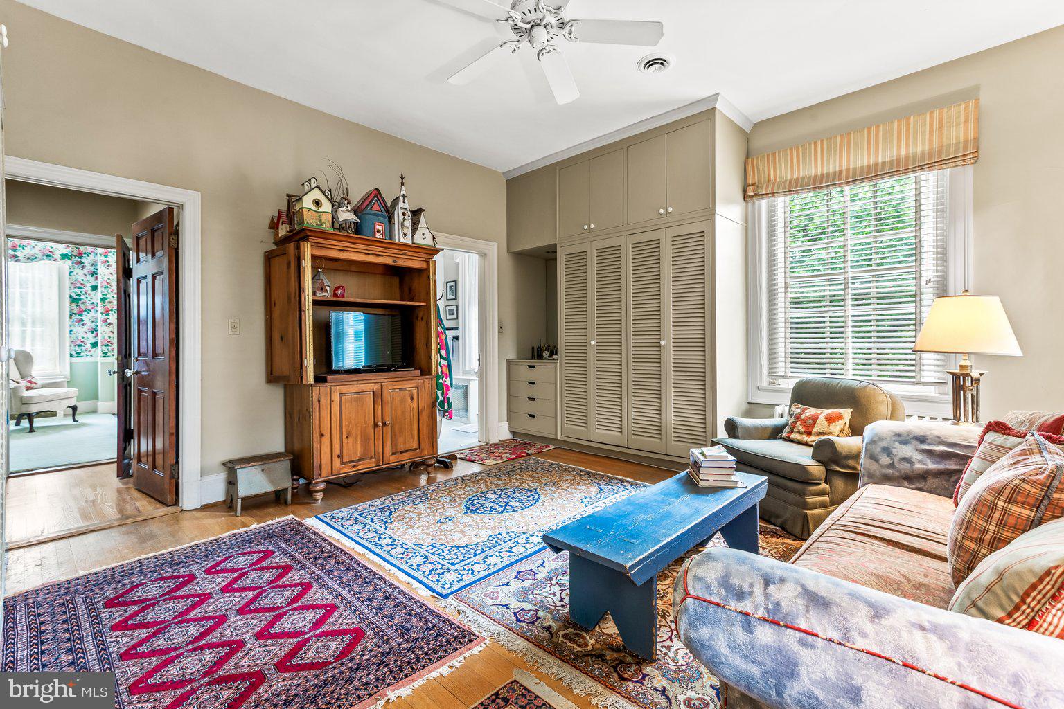 ROLAND PARK - Residential