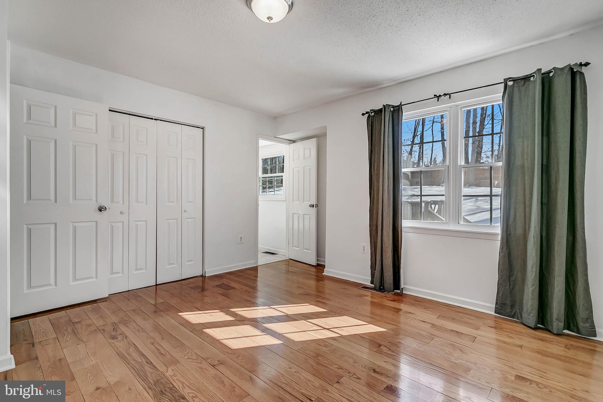 OLD FORT HILLS PLAT ONE - Residential Lease