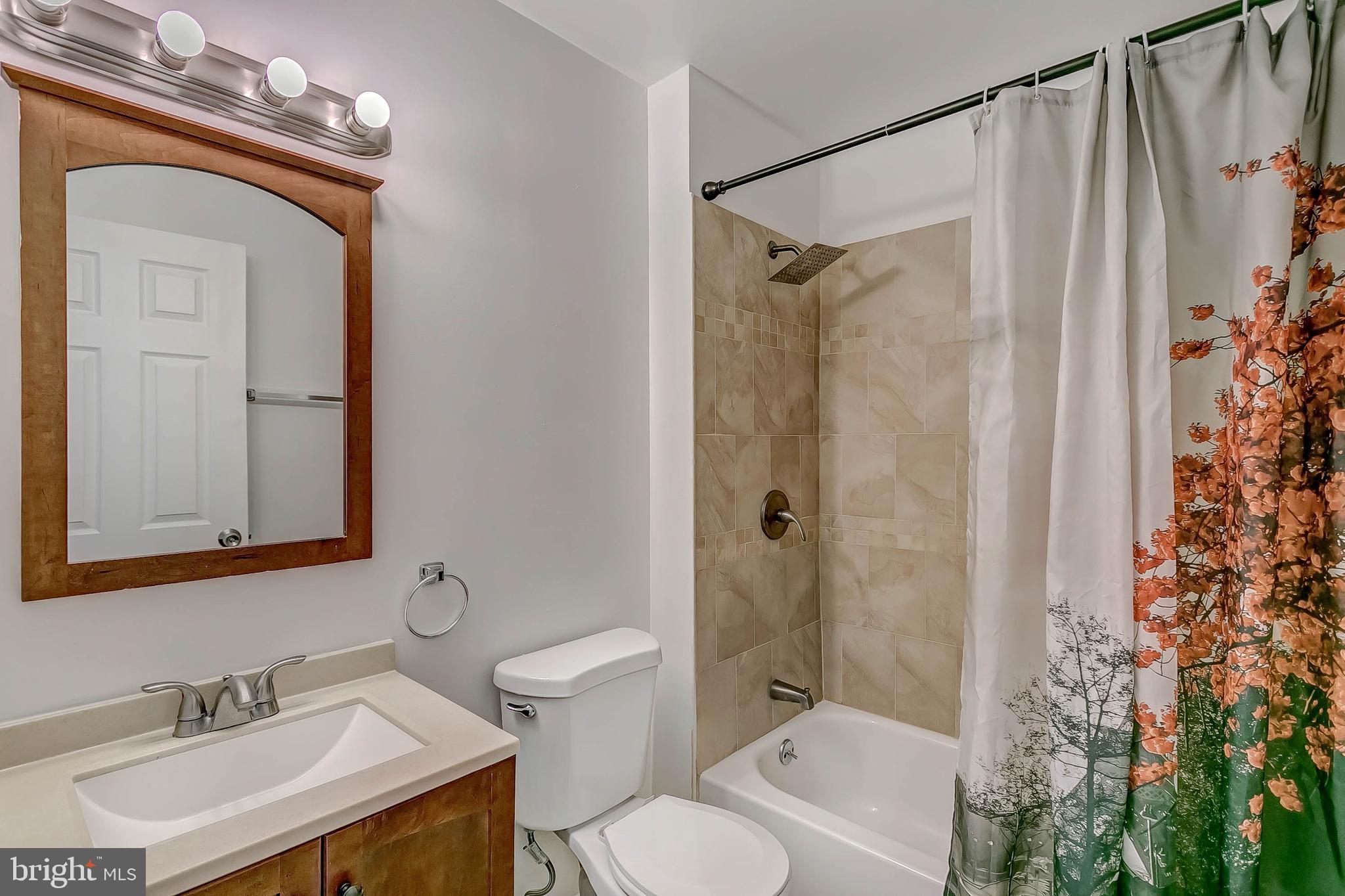 OLD FORT HILLS PLAT ONE - Residential Lease