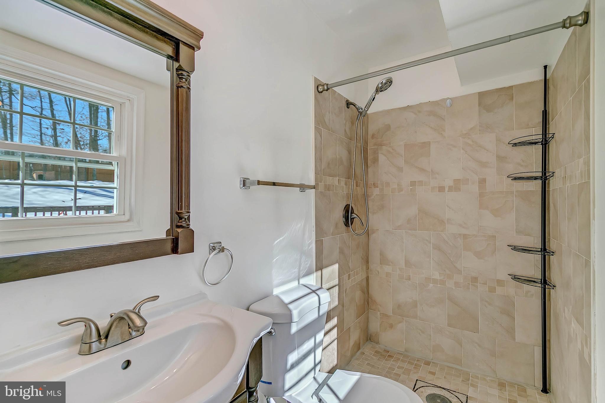 OLD FORT HILLS PLAT ONE - Residential Lease