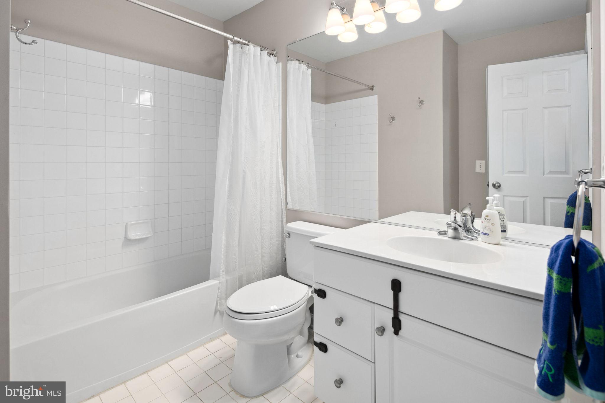 STONEGATE - Residential