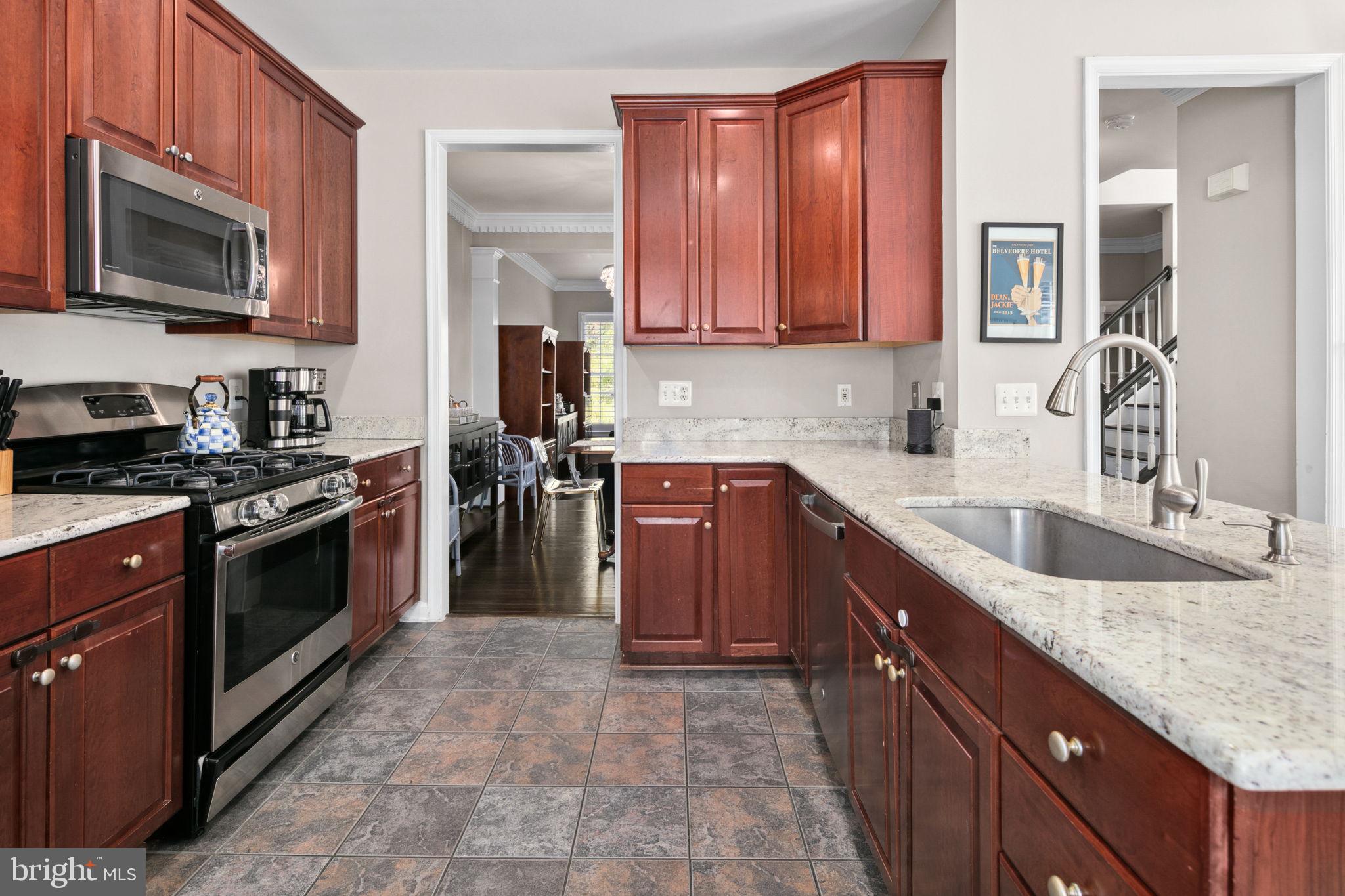 STONEGATE - Residential