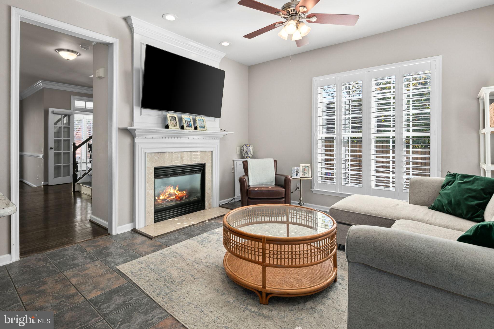 STONEGATE - Residential