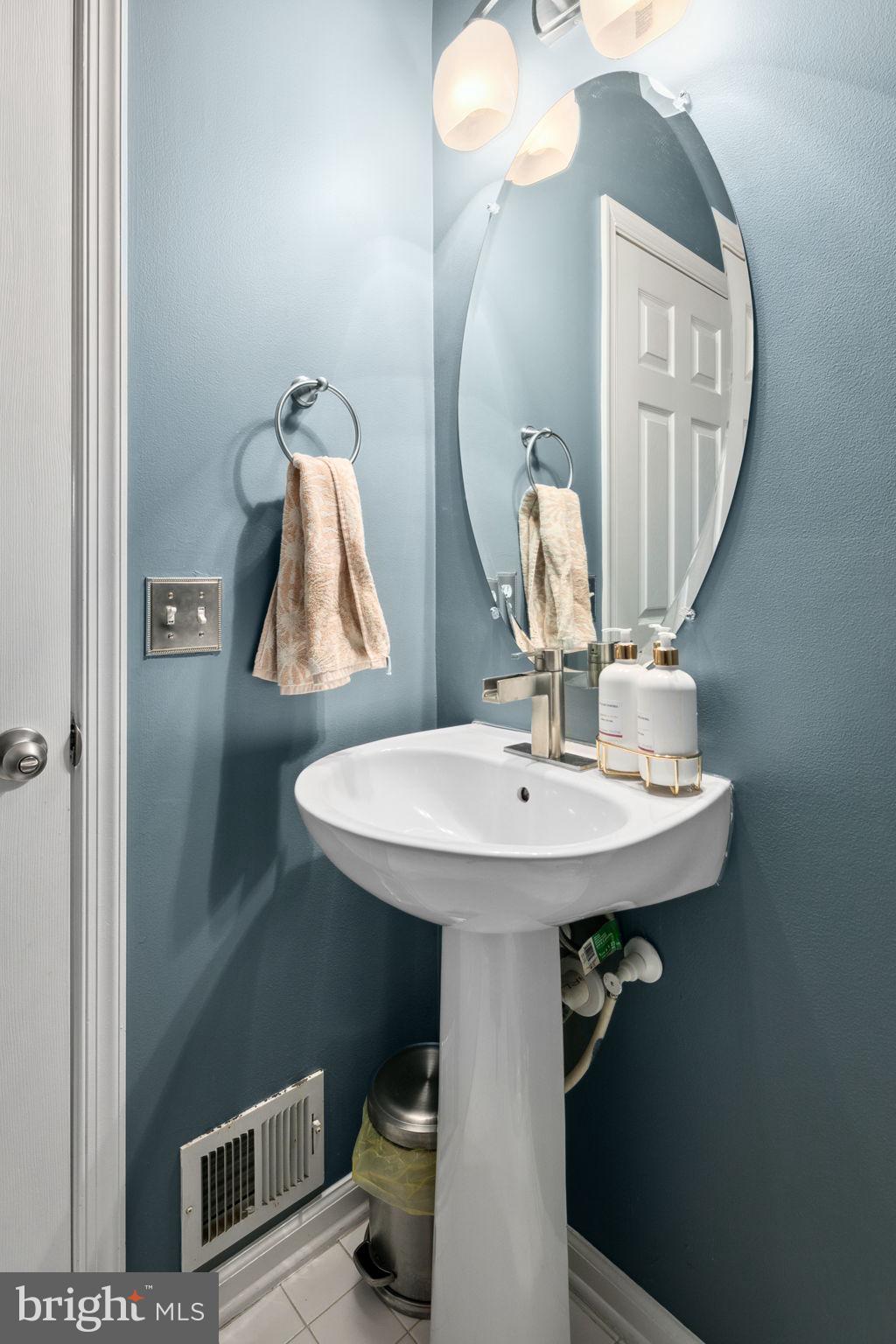 STONEGATE - Residential