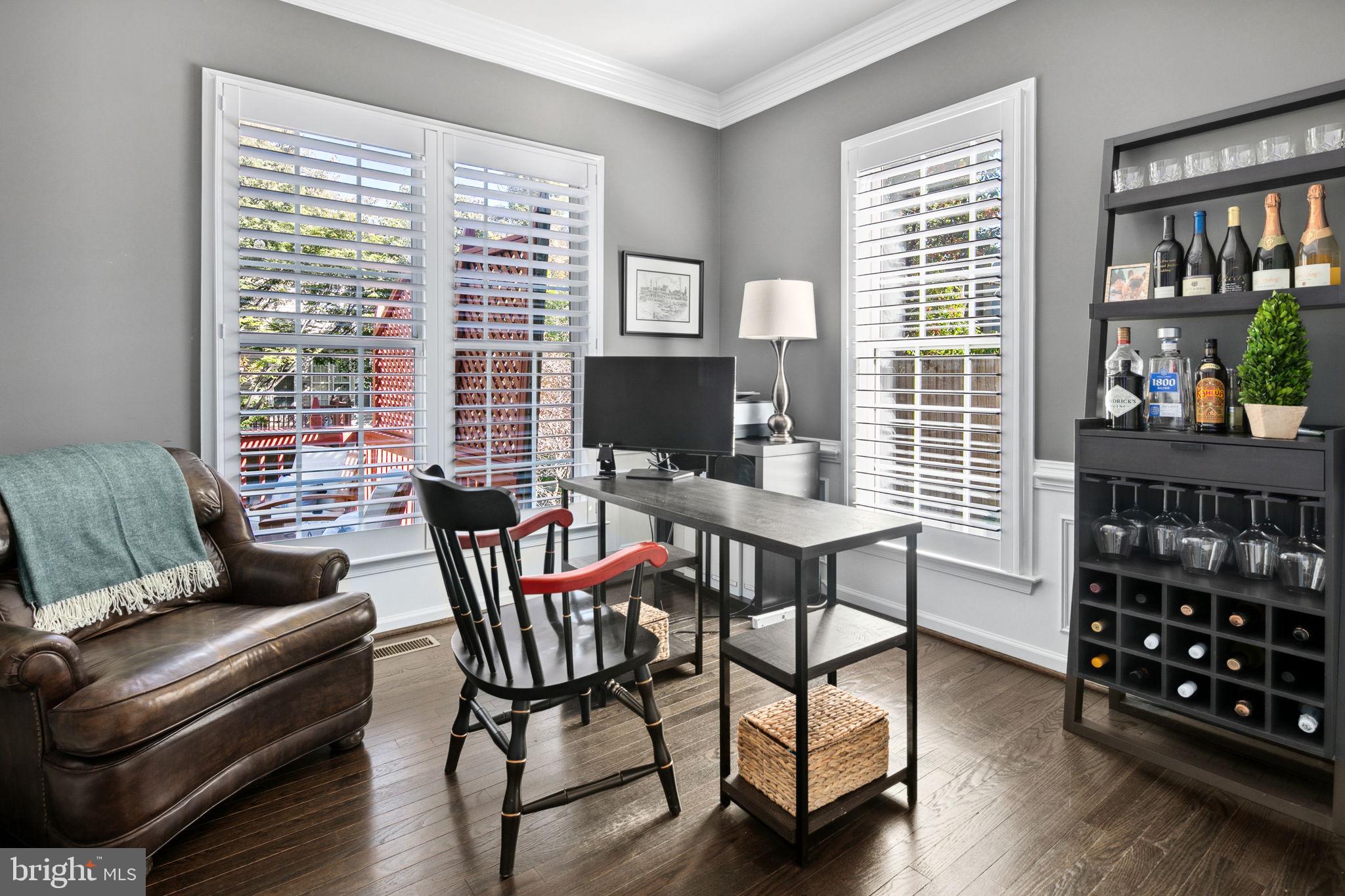 STONEGATE - Residential