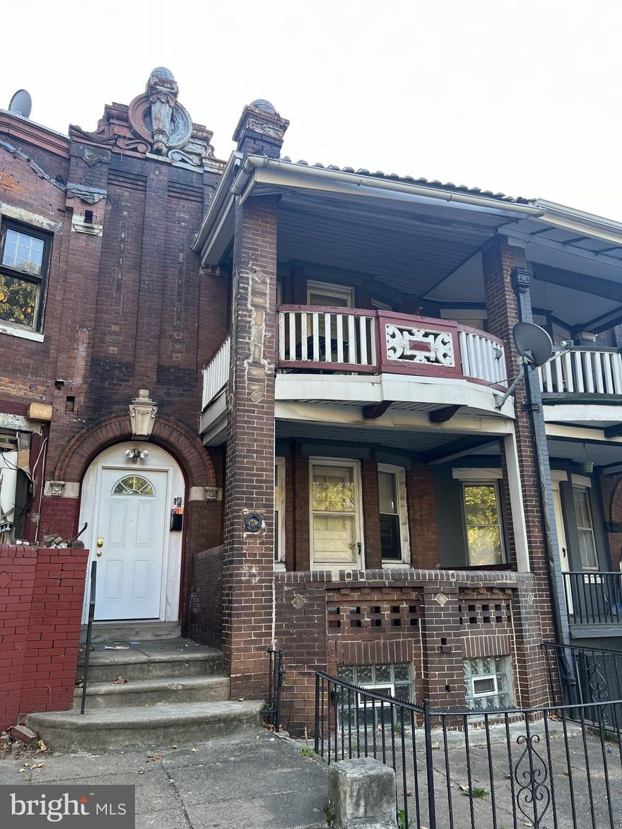 Great investment opportunity in the heart of West Philadelphia! This classic duplex is ready for renovation and offers strong upside potential. Whether you're looking to renovate and sell for top dollar or stabilize for long-term rental income, this is the one you’ve been waiting for. Located in a rapidly appreciating area, this spacious multi-family property offers strong bones, historic charm, and endless potential.

Property Features two generous floor plans-both are 2 bed/1 bath. Large windows, high ceilings throughout, separate entrances, and utilities. Full basement for storage. Rear yard space patio.  Located in a key development corridor and Zoned RM 1 – potential for added value with the right vision. Buses routes 21, 31, and walking distance to the El train. Close to University City, Drexel, Penn, and CHOP. Minutes to shopping, dining, and Clark Park. Strong ARV Potential! Comparable renovated duplexes in the area are selling significantly higher—don’t miss the upside potential here. Bring your contractor and your vision—this West Philly gem is ready to shine again!