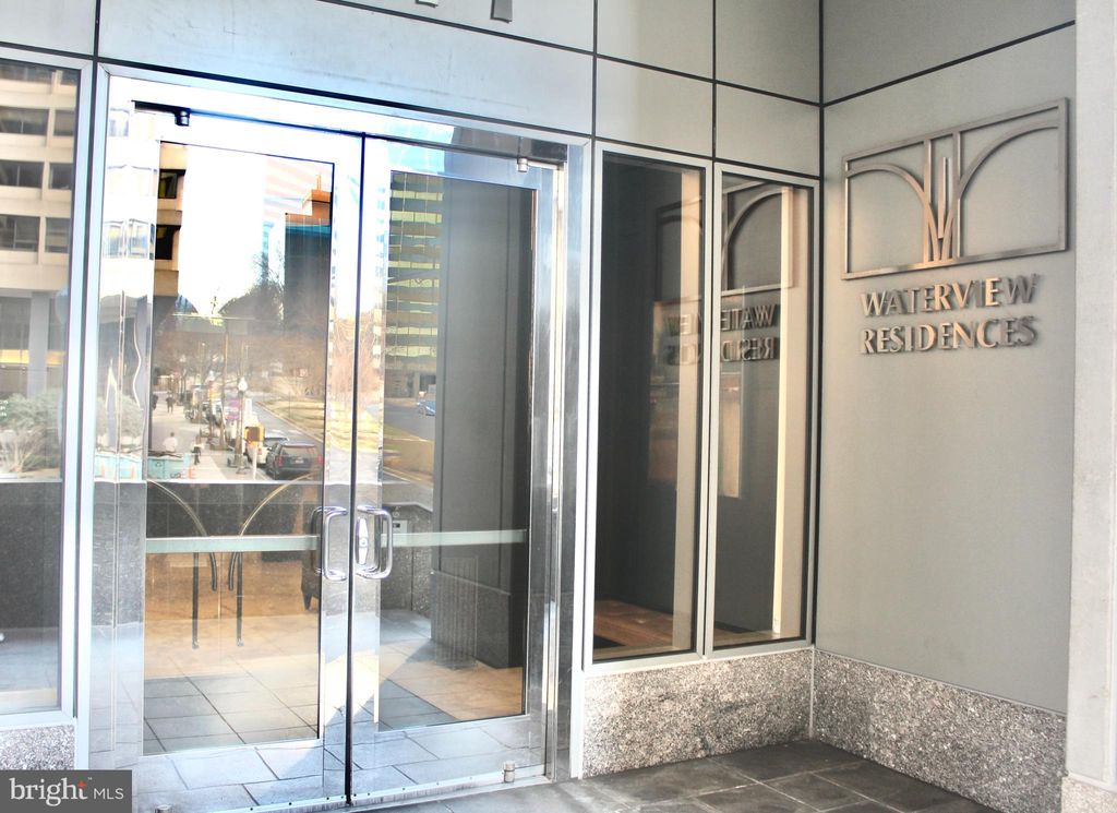 Photo of 1111 19th Street N #2705, ARLINGTON, VA 22209 (MLS # VAAR2068180)