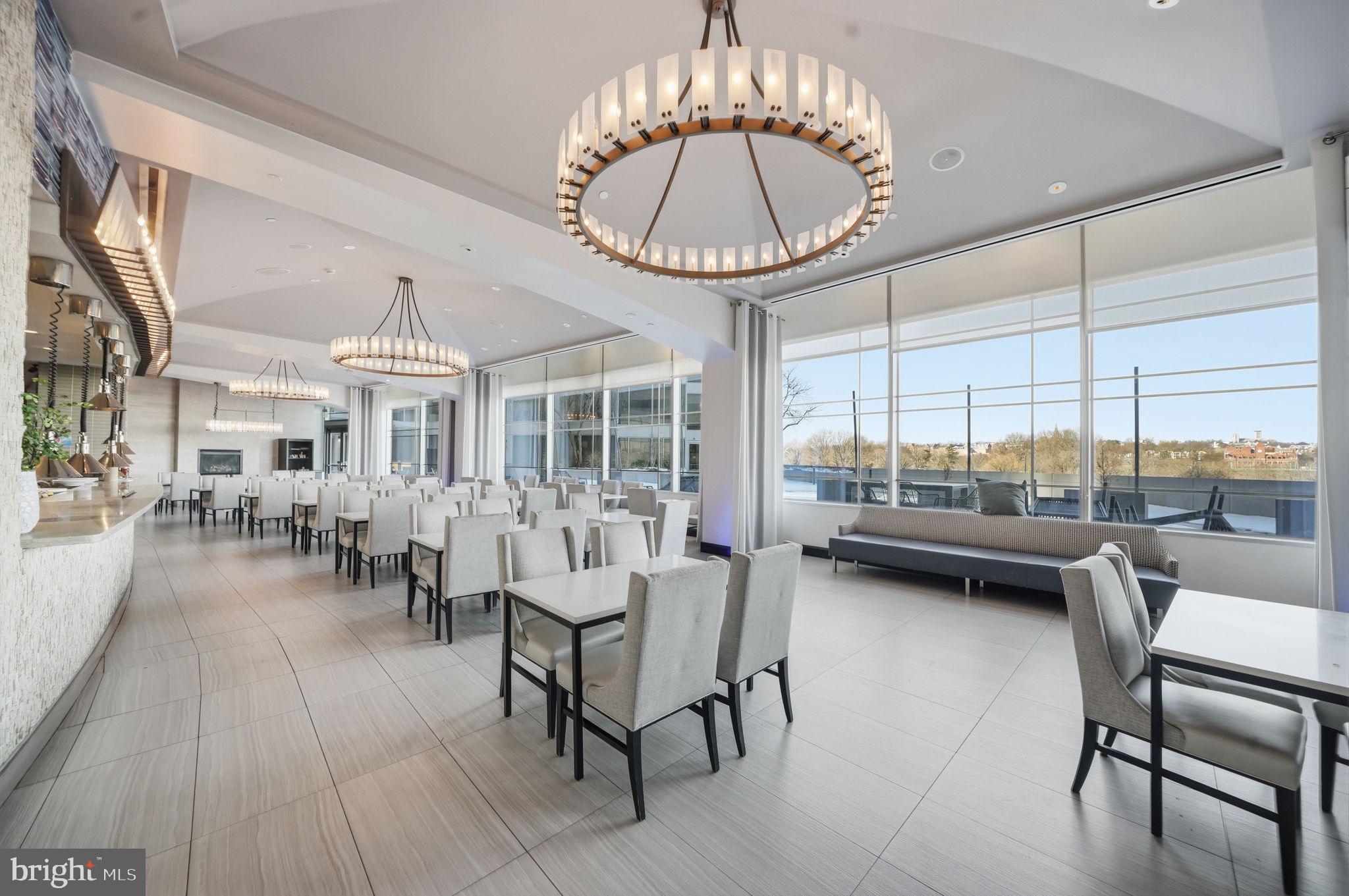 ROSSLYN - Residential