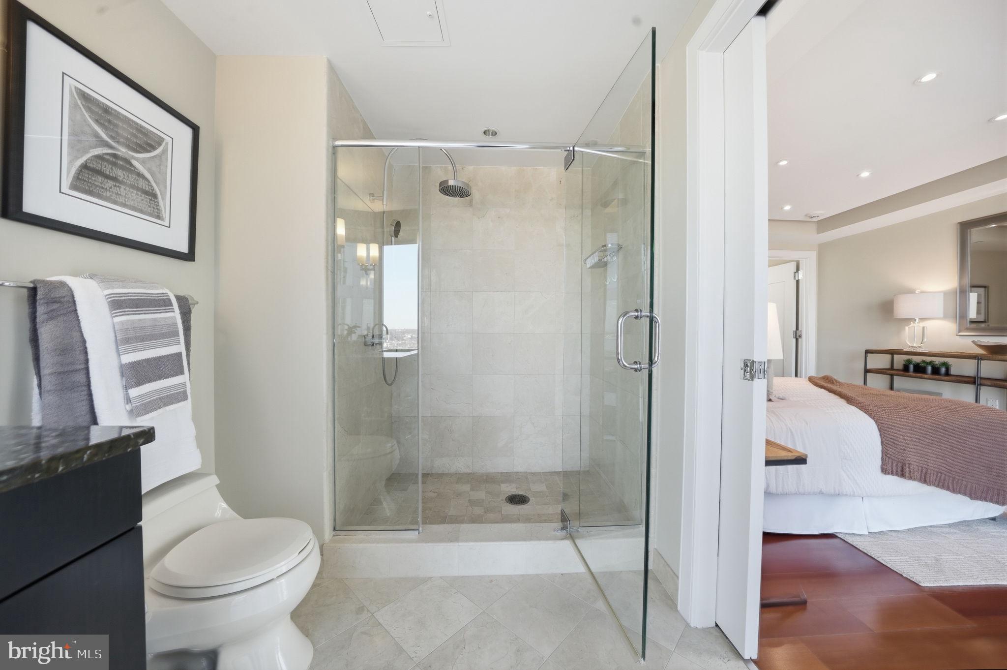 ROSSLYN - Residential