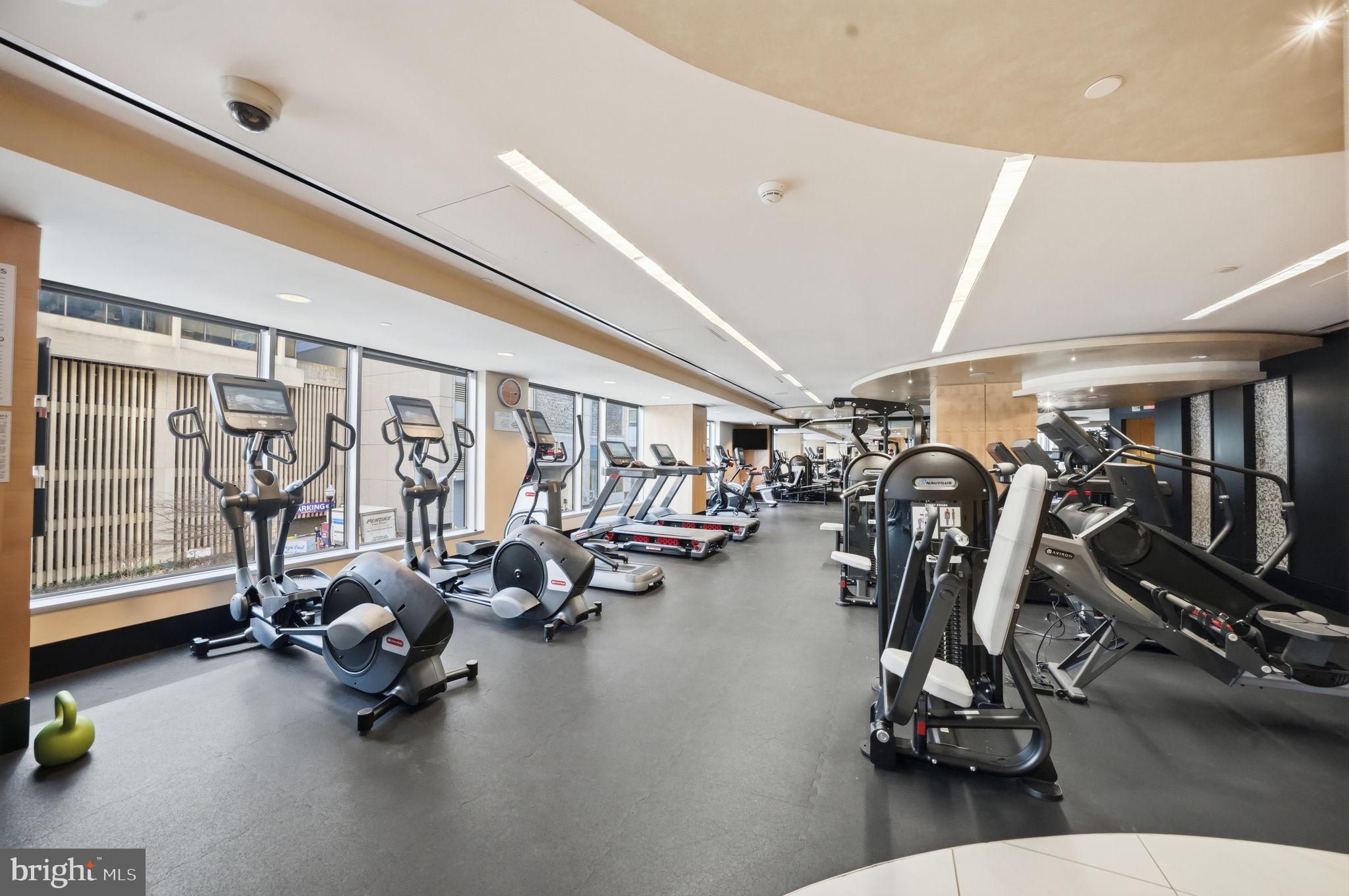 ROSSLYN - Residential