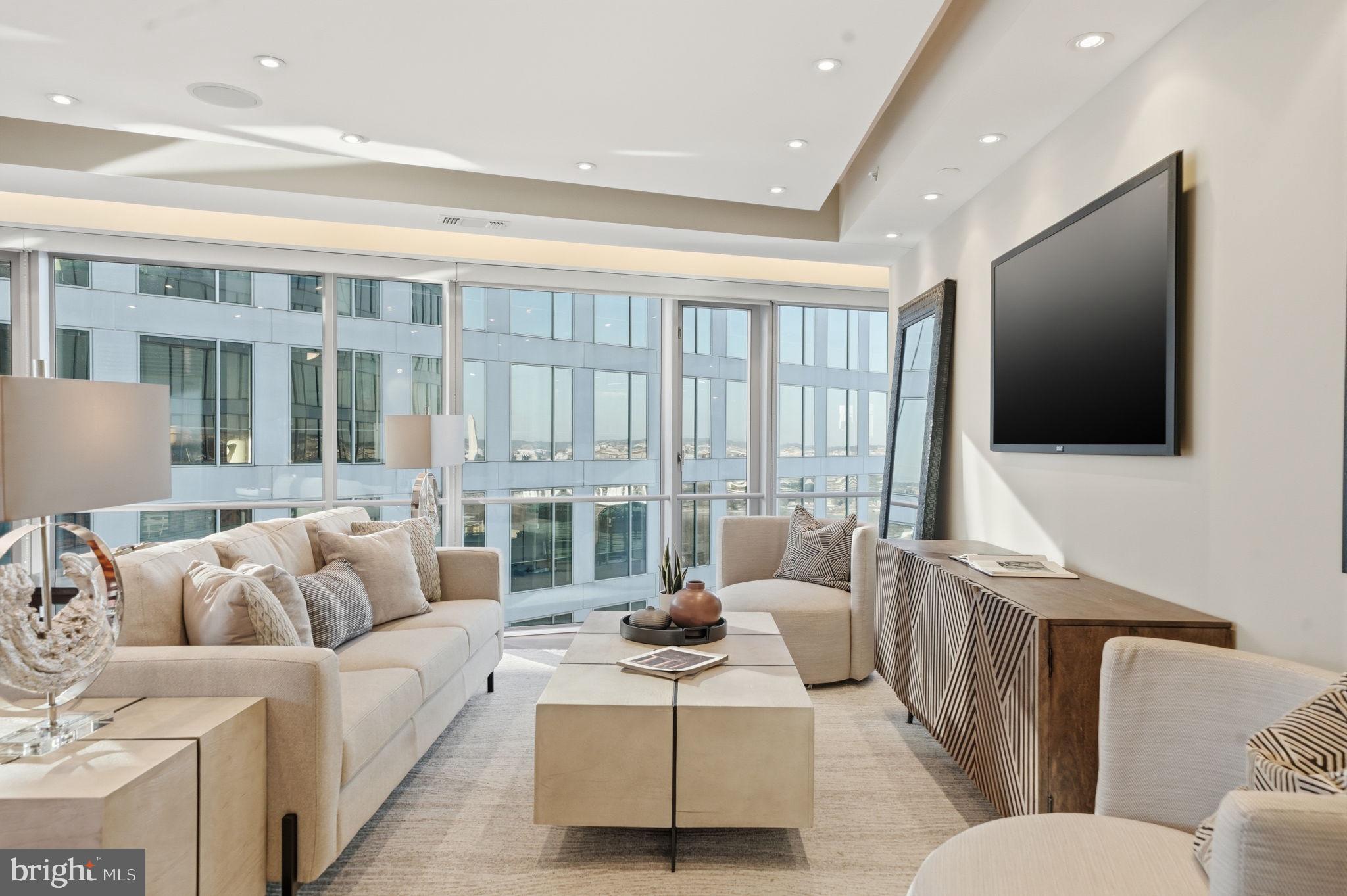 1111 19TH STREET N 2705