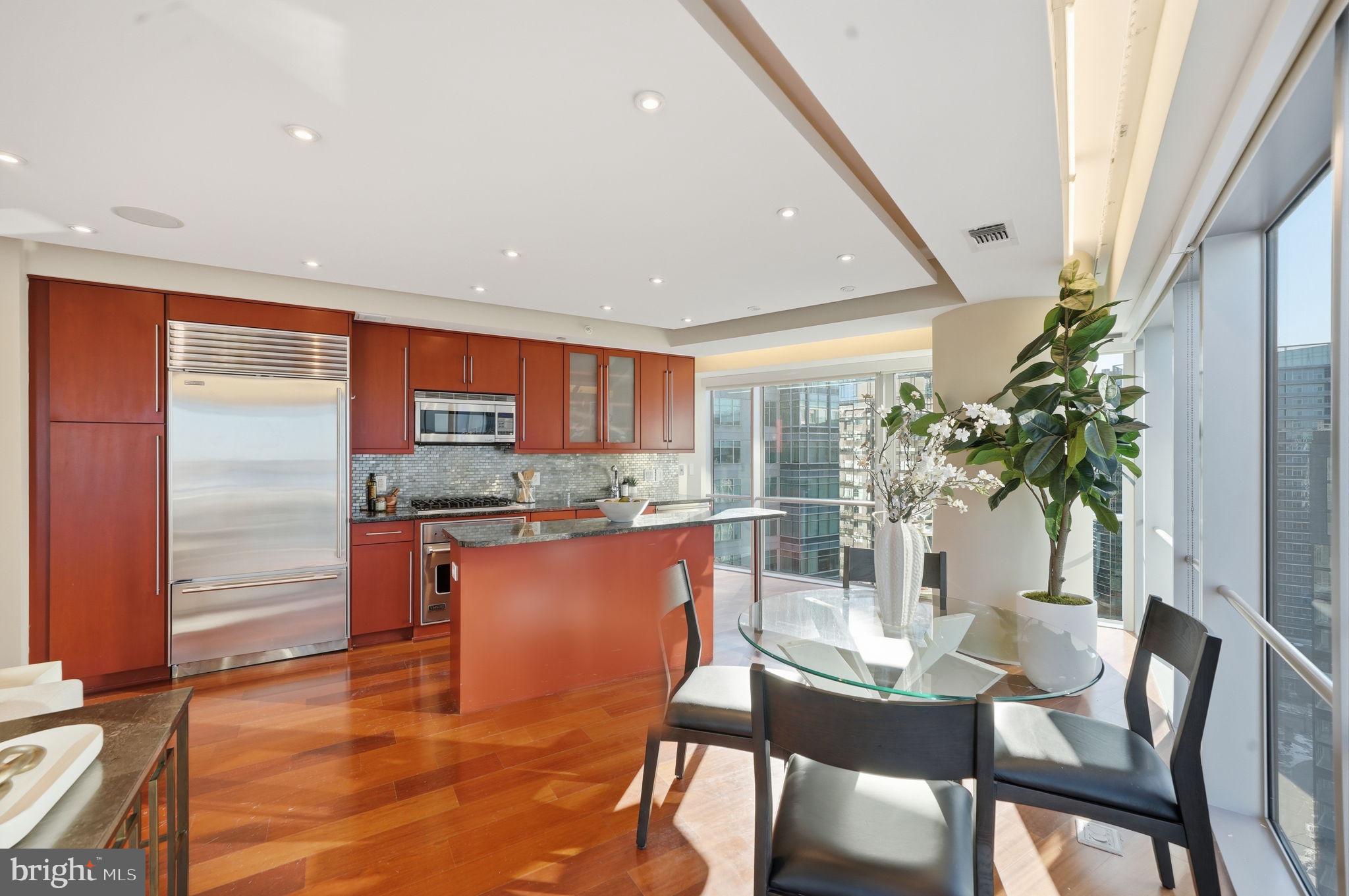 ROSSLYN - Residential