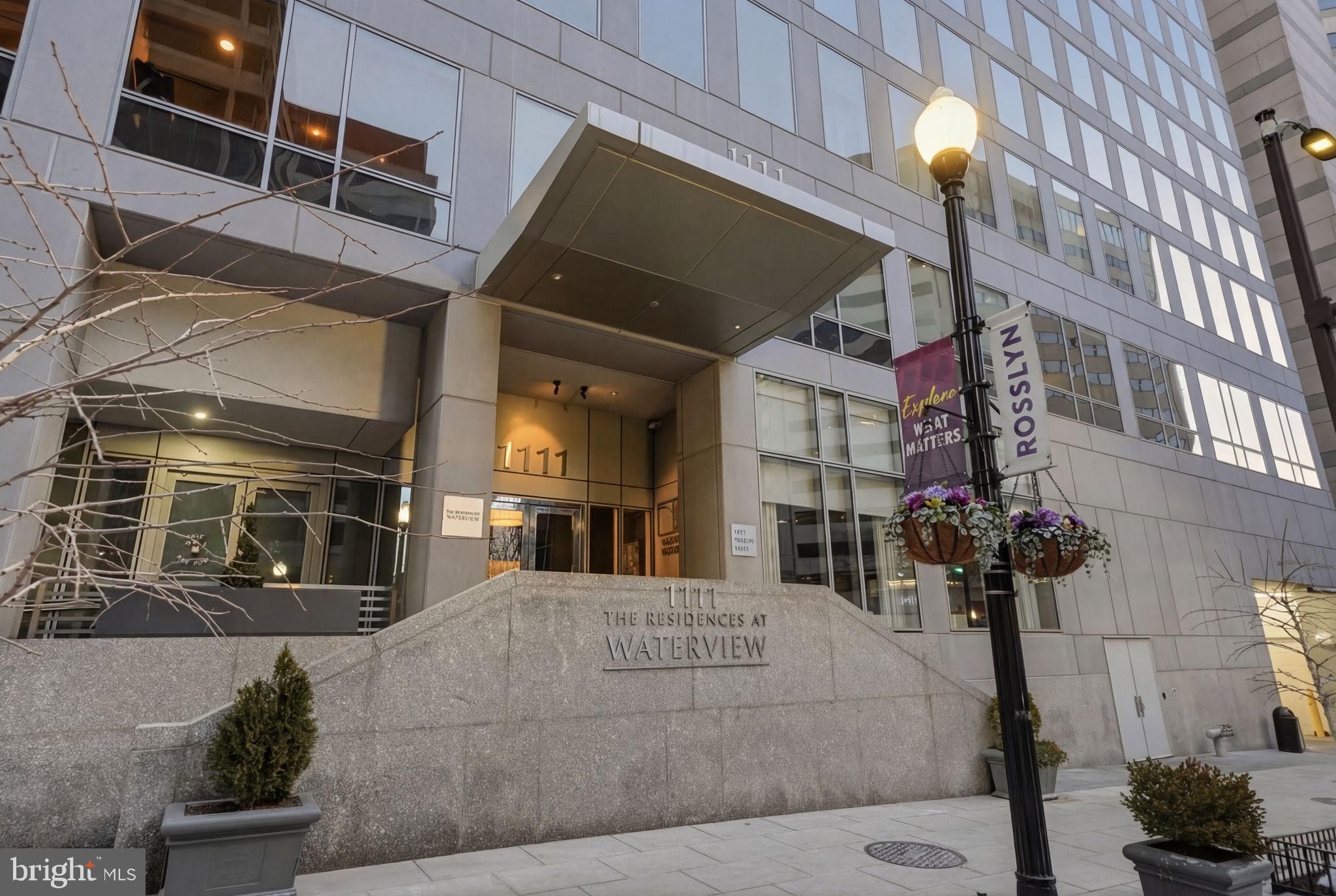 ROSSLYN - Residential