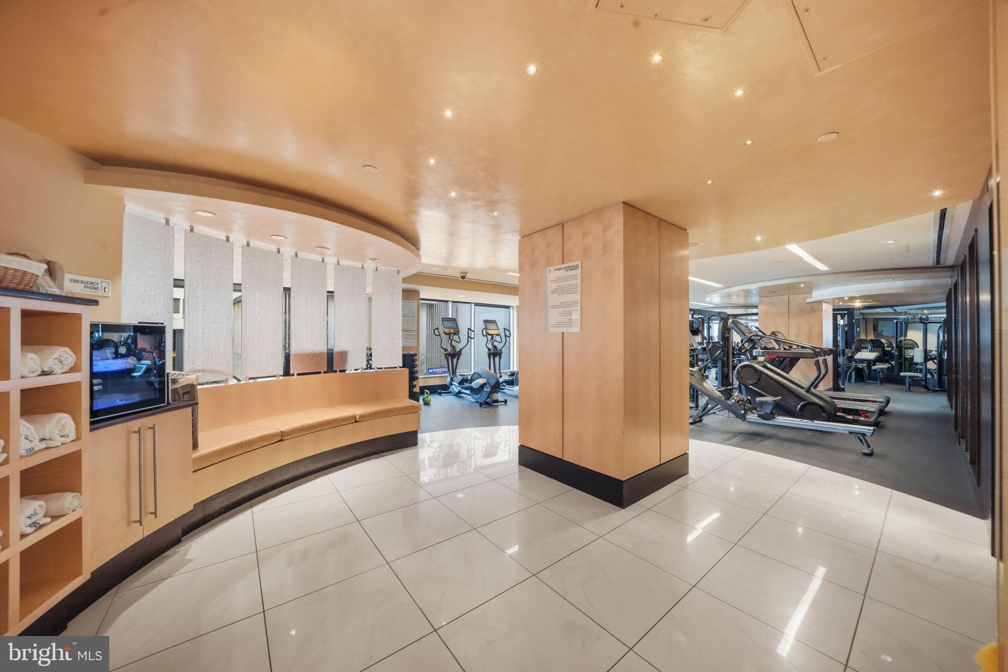 ROSSLYN - Residential