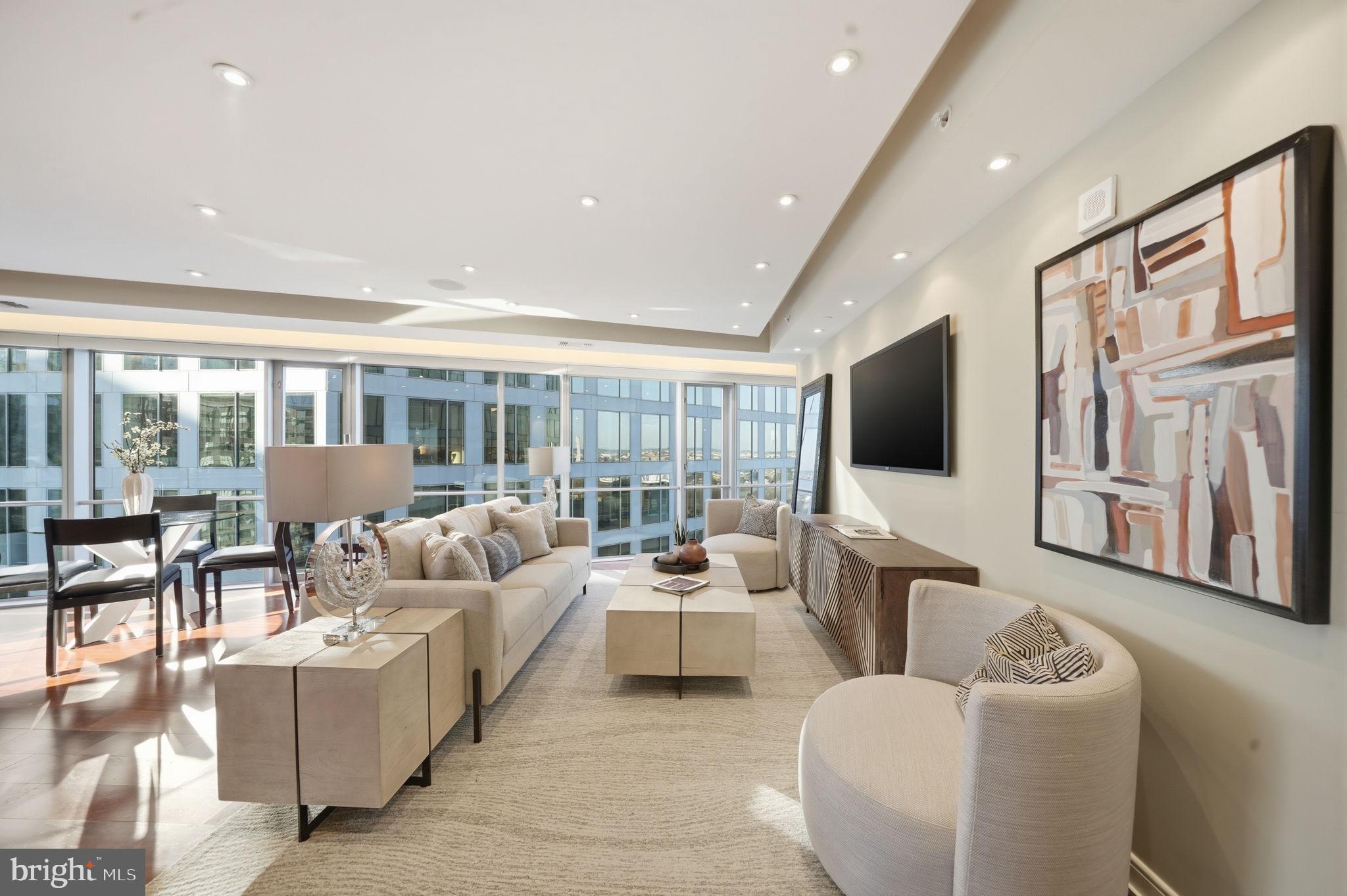 1111 19TH STREET N 2705