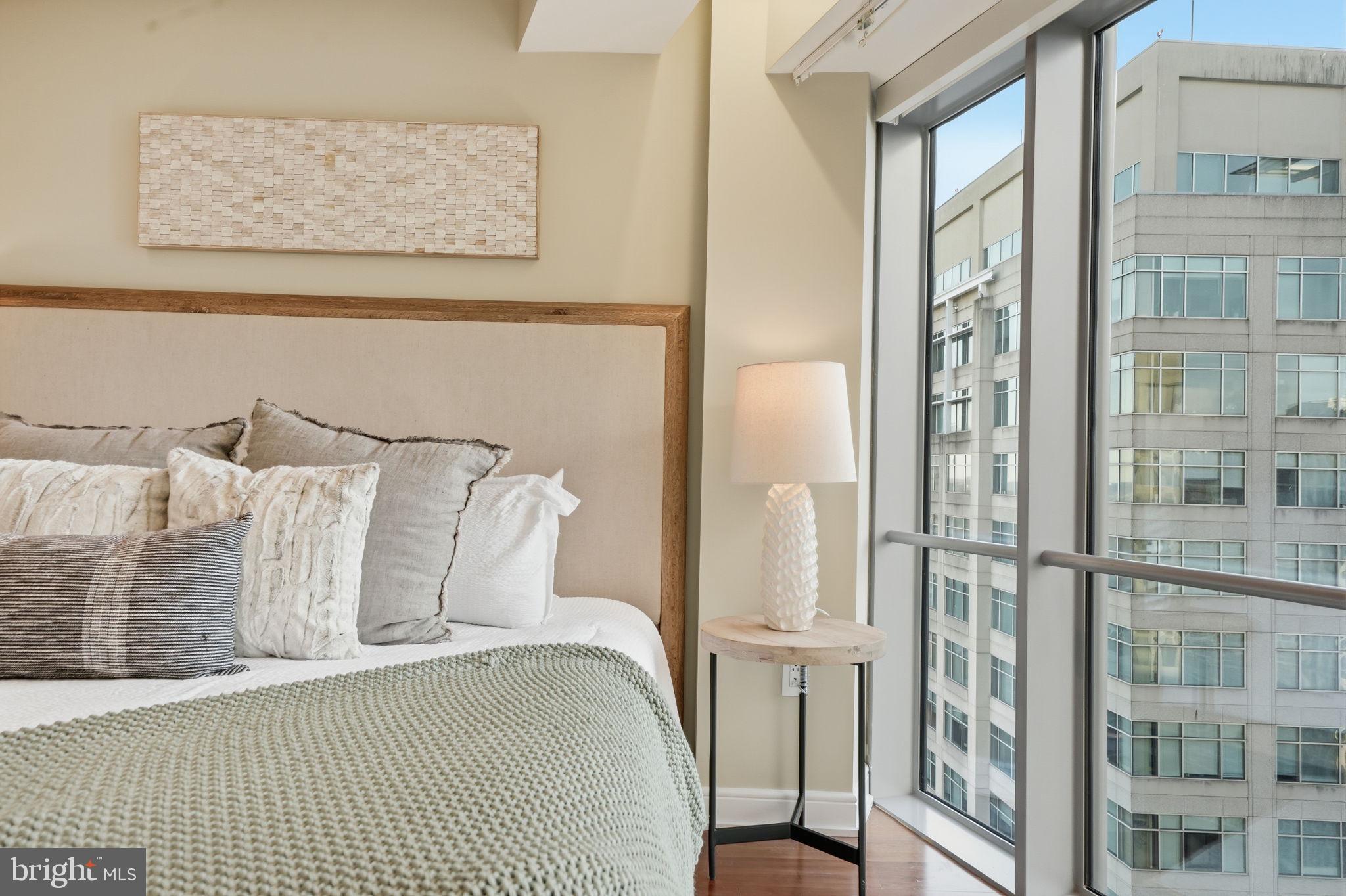 ROSSLYN - Residential