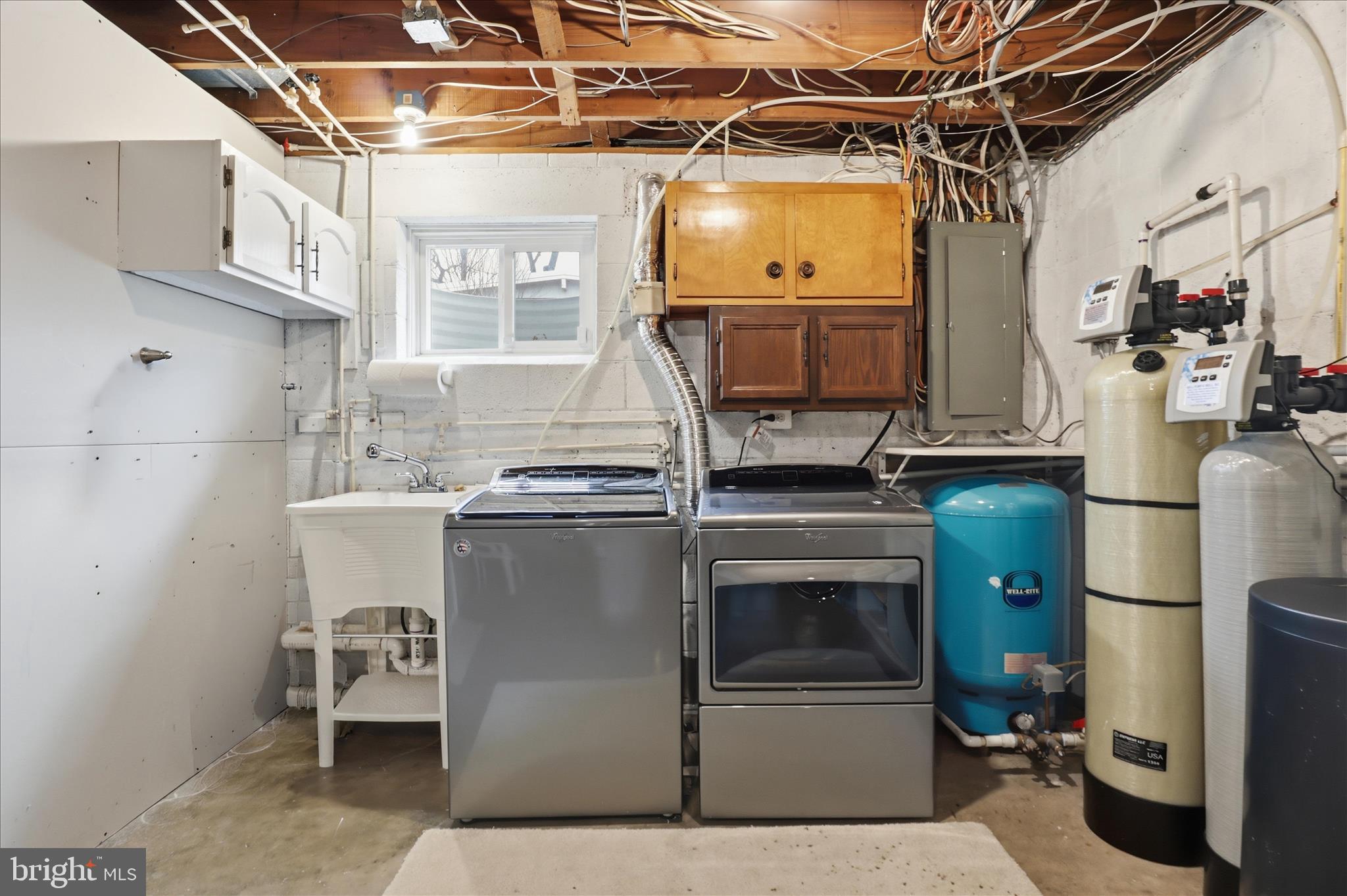 OAK VALLEY ESTATES - Residential